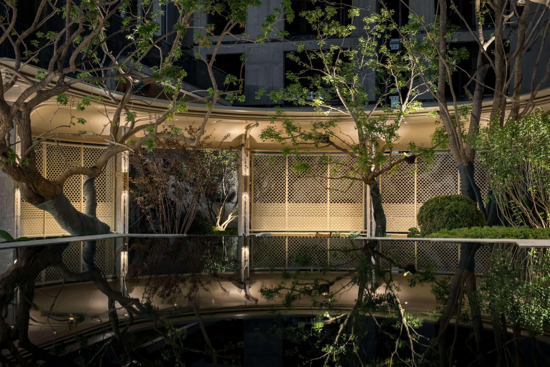 London Design Awards Winner - PRIVATE MANSION