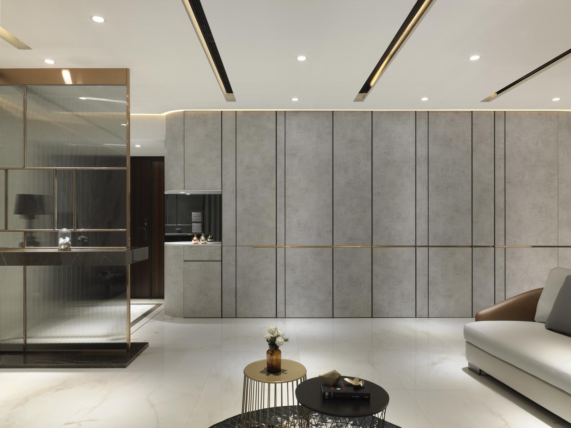 London Design Awards Winner - Life with elegance and gold