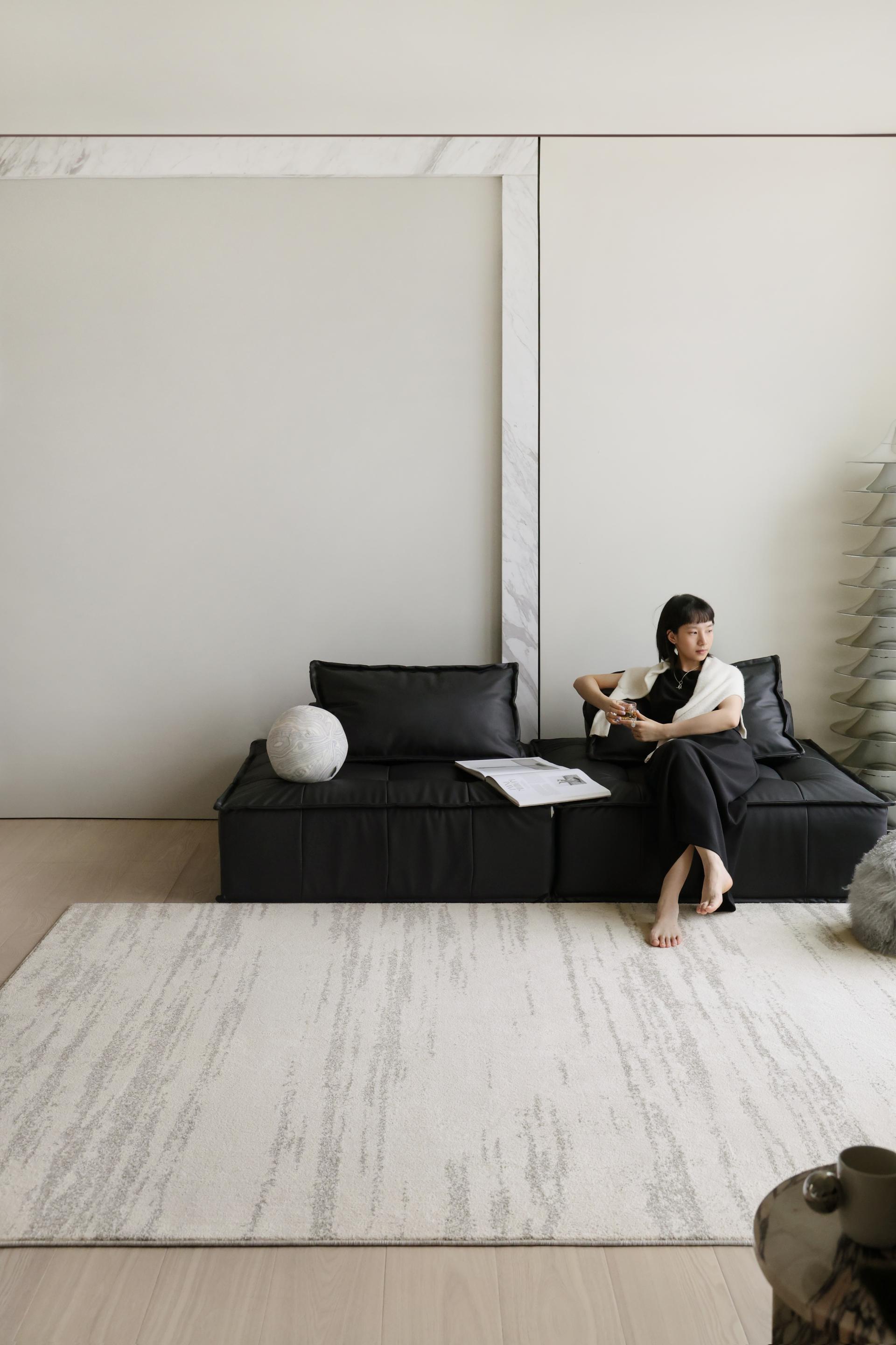 London Design Awards Winner - Moonstone