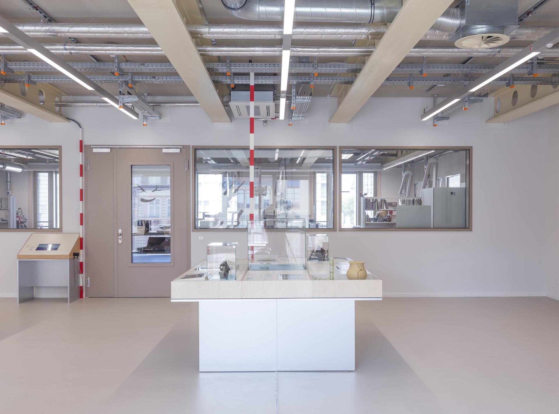 London Design Awards Winner - PETRI Berlin