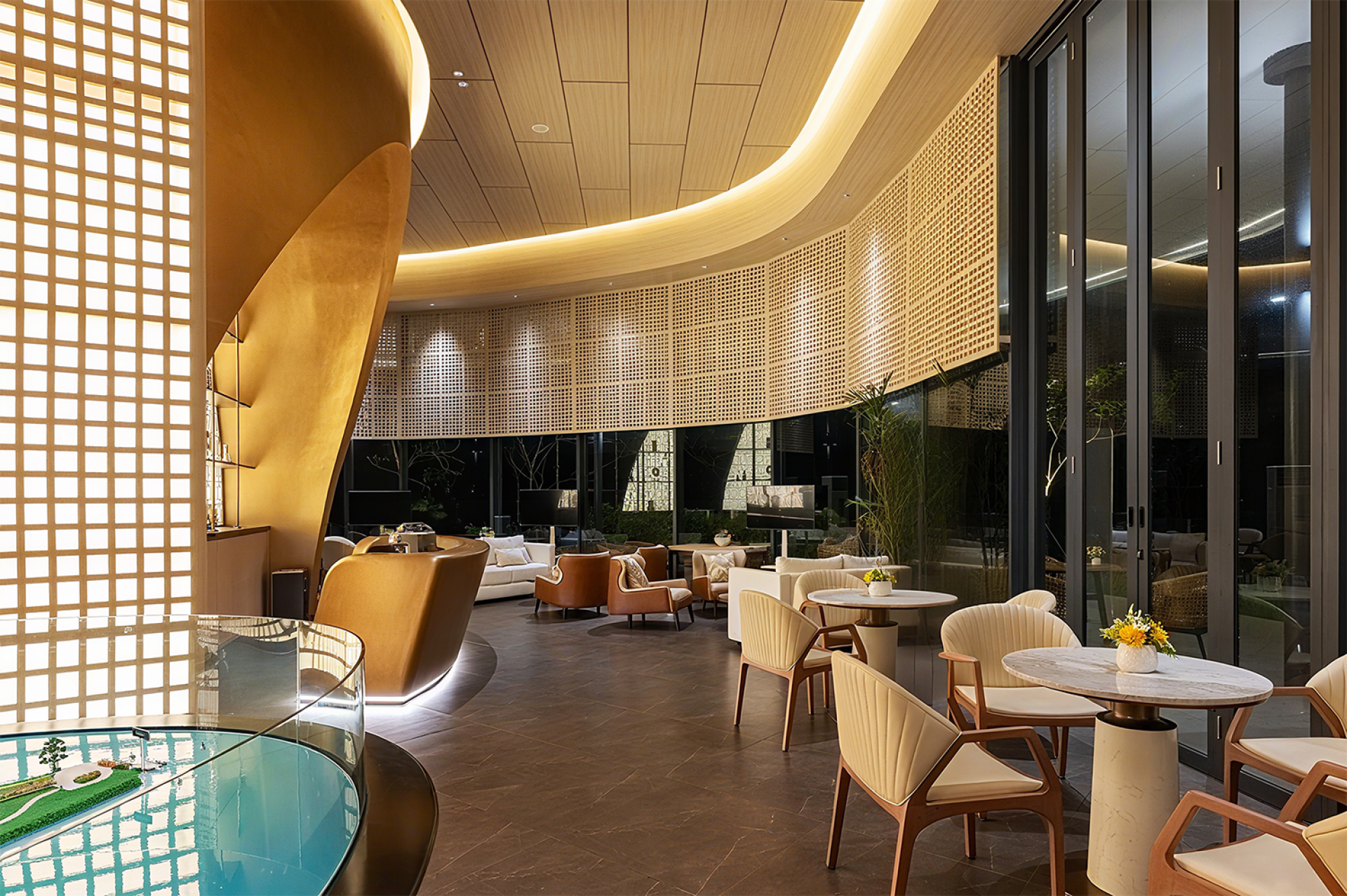 London Design Awards Winner - Sales Gallery of Casa Como