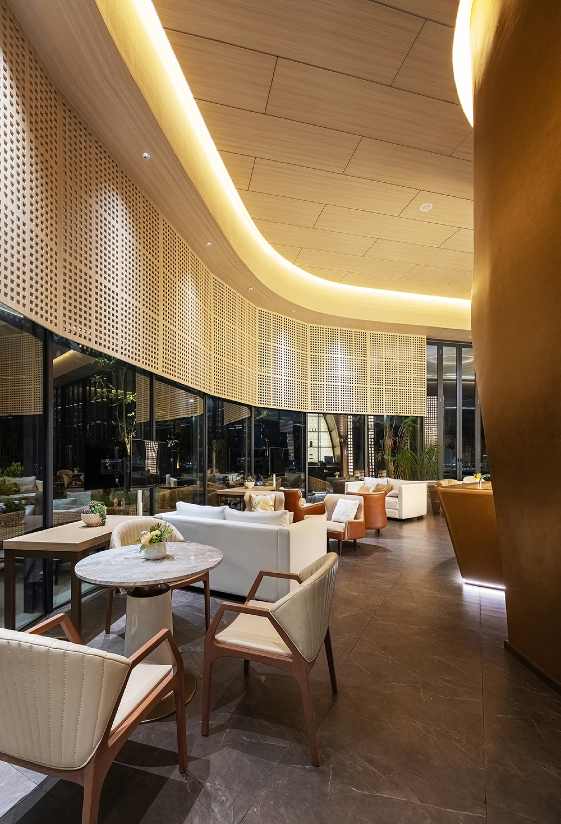 London Design Awards Winner - Sales Gallery of Casa Como