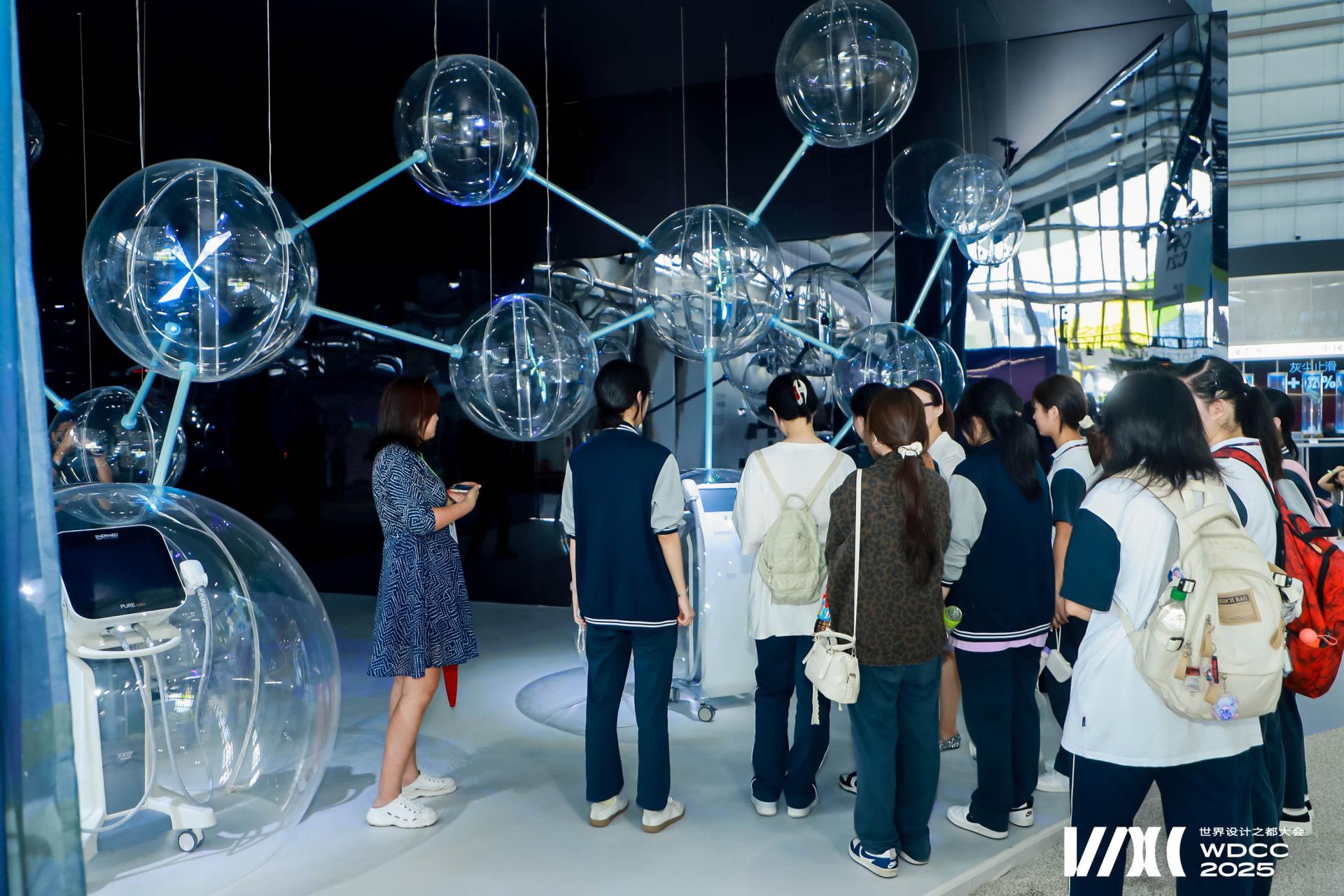 London Design Awards Winner - The Beauty of Giants: The Renaissance of Cells