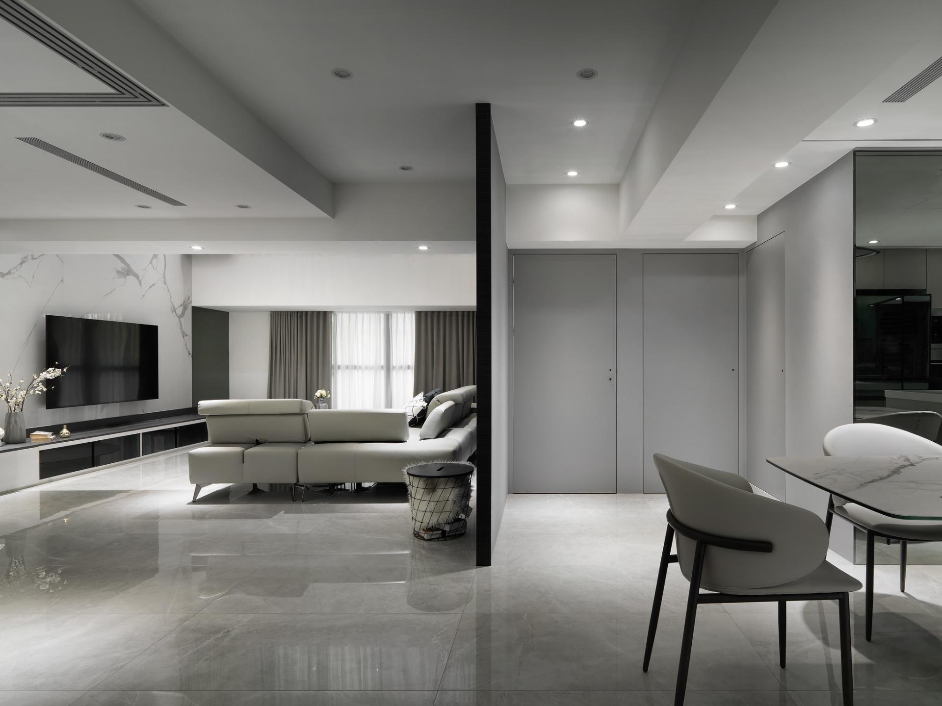 London Design Awards Winner - Bringing light into the room, rising step by step
