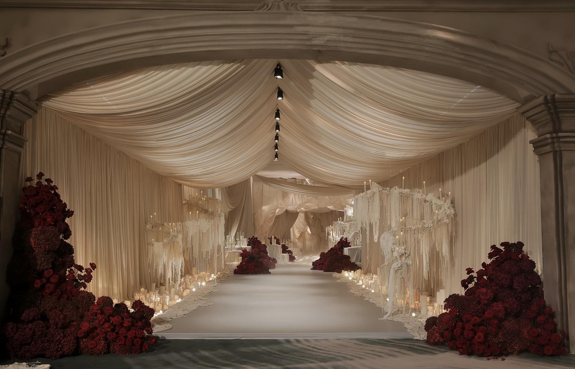 London Design Awards Winner - Spatial Narrative of a Timeless Love