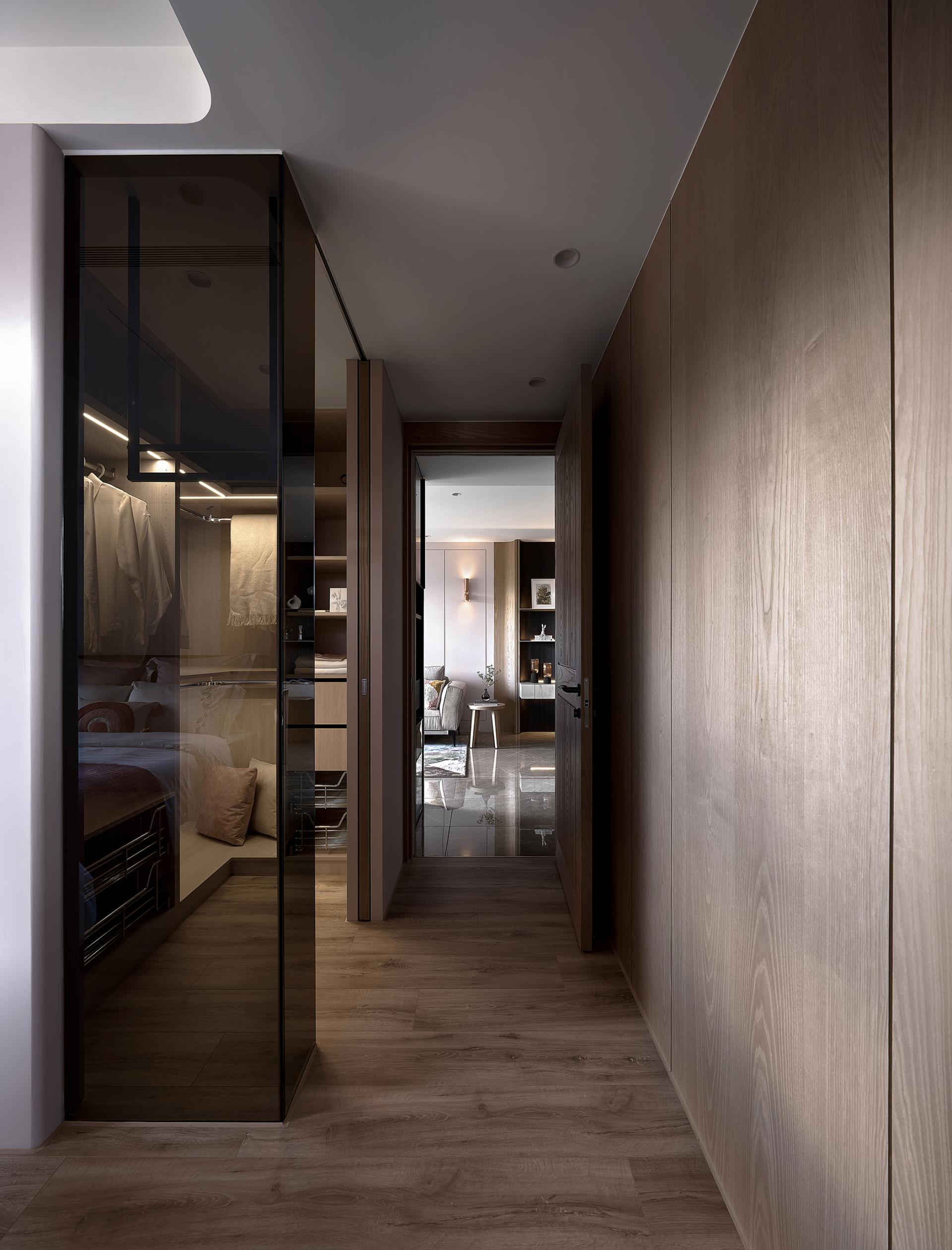 London Design Awards Winner - Whispers of Blush