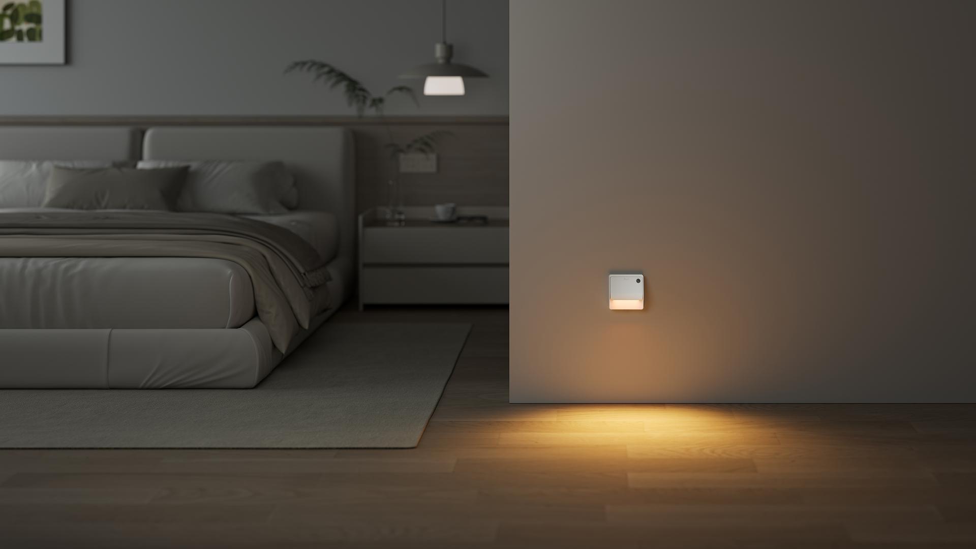 London Design Awards Winner - Rechargeable Smart Linkage Kick Light 