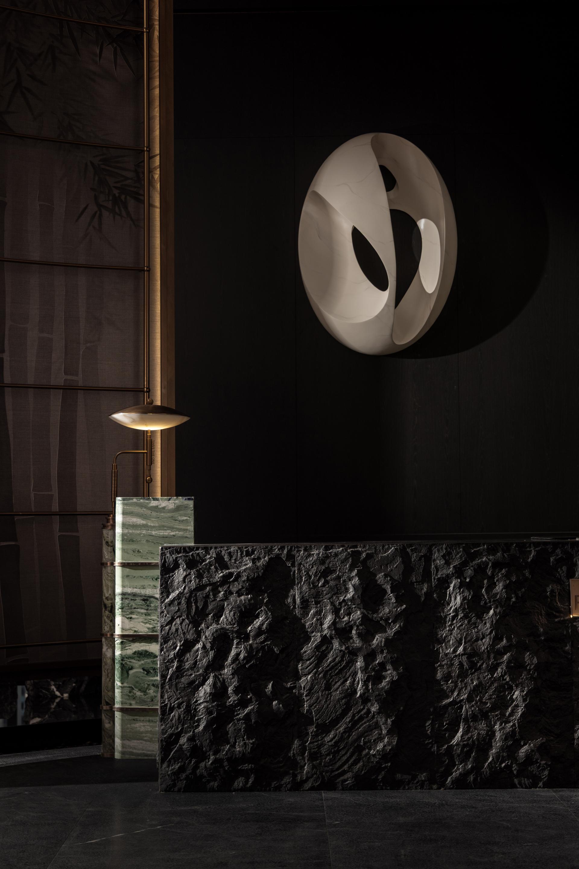 London Design Awards Winner - Tinve The One