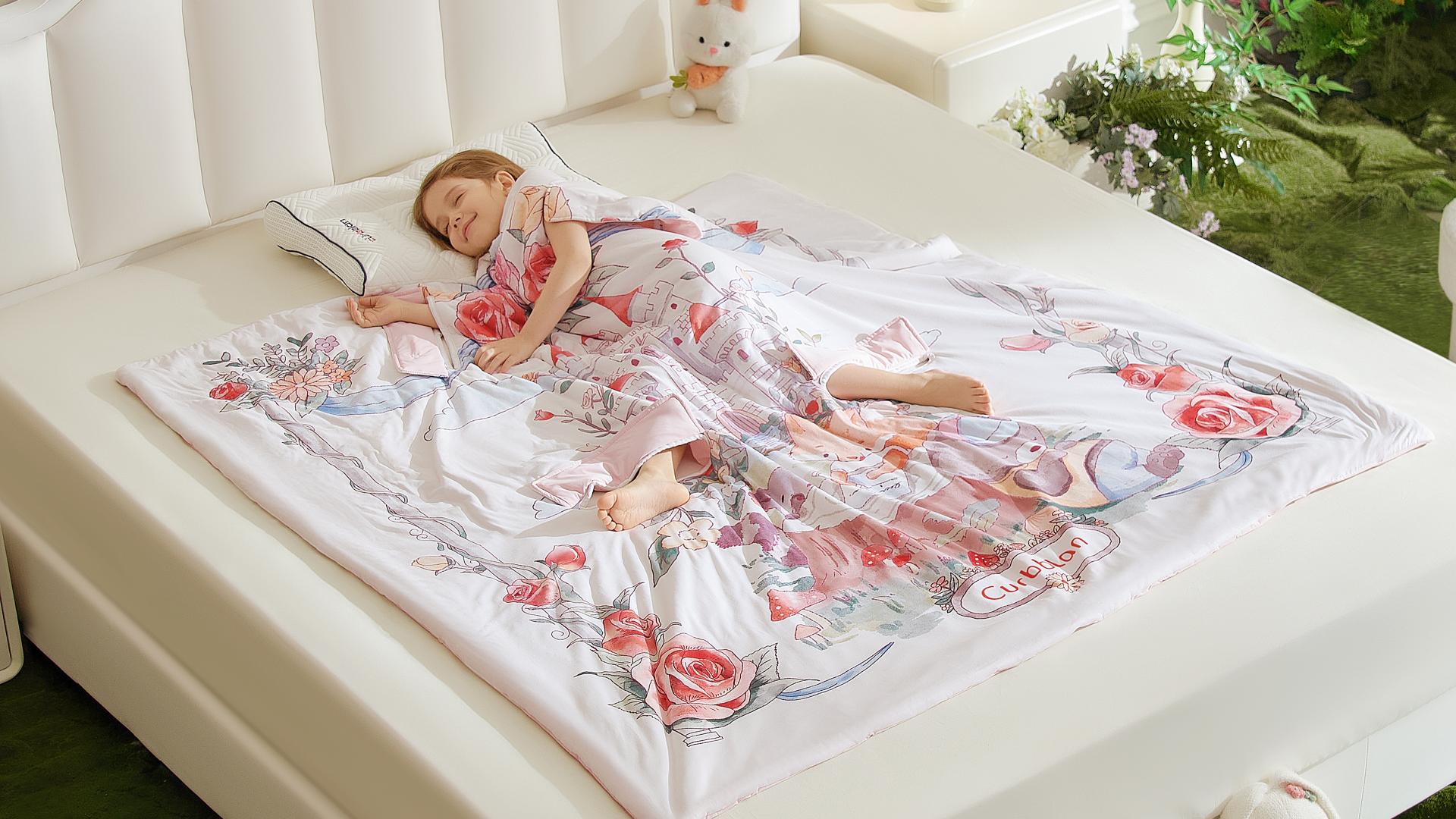 London Design Awards Winner - Curbblan Embrace Anti-Kick Quilt