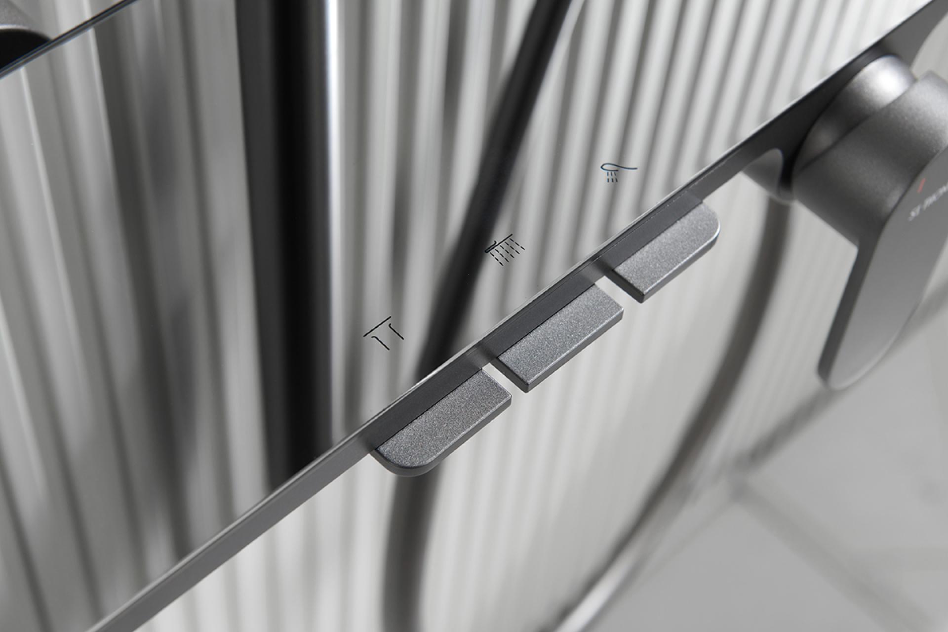London Design Awards Winner - Multifunctional Showerhead AF-83353QR