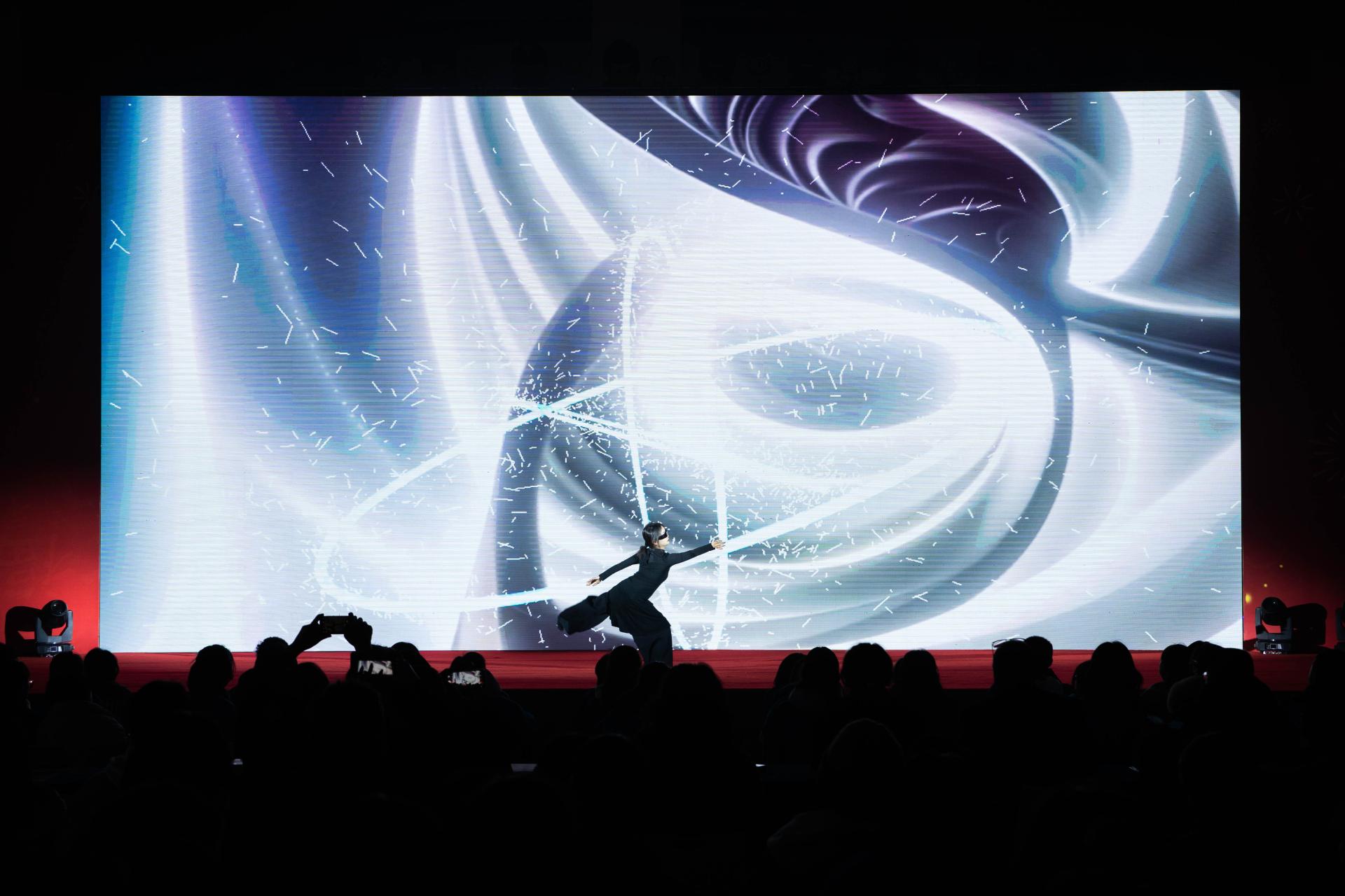 London Design Awards Winner - DIGITAL SYMPHONY