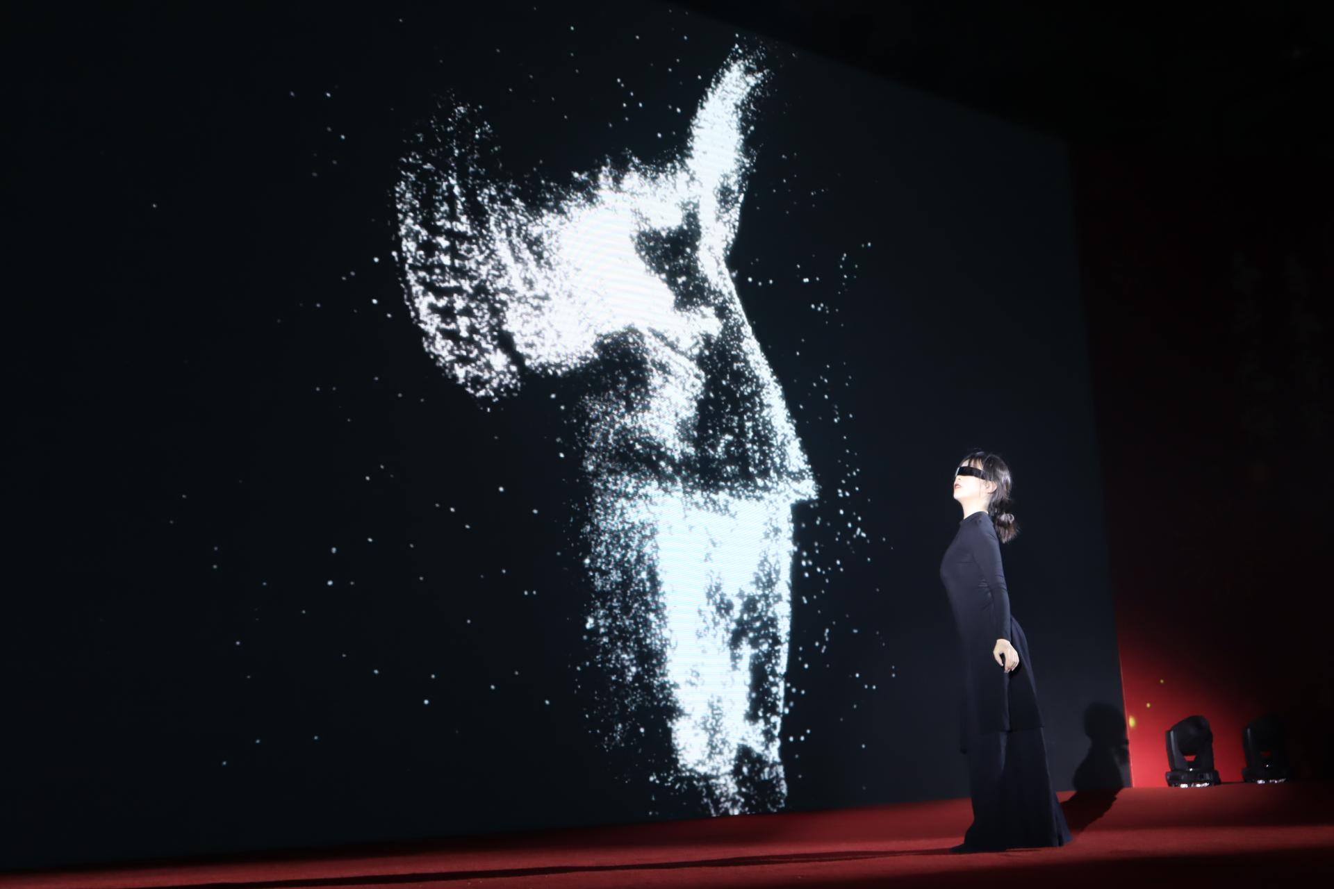 London Design Awards Winner - DIGITAL SYMPHONY