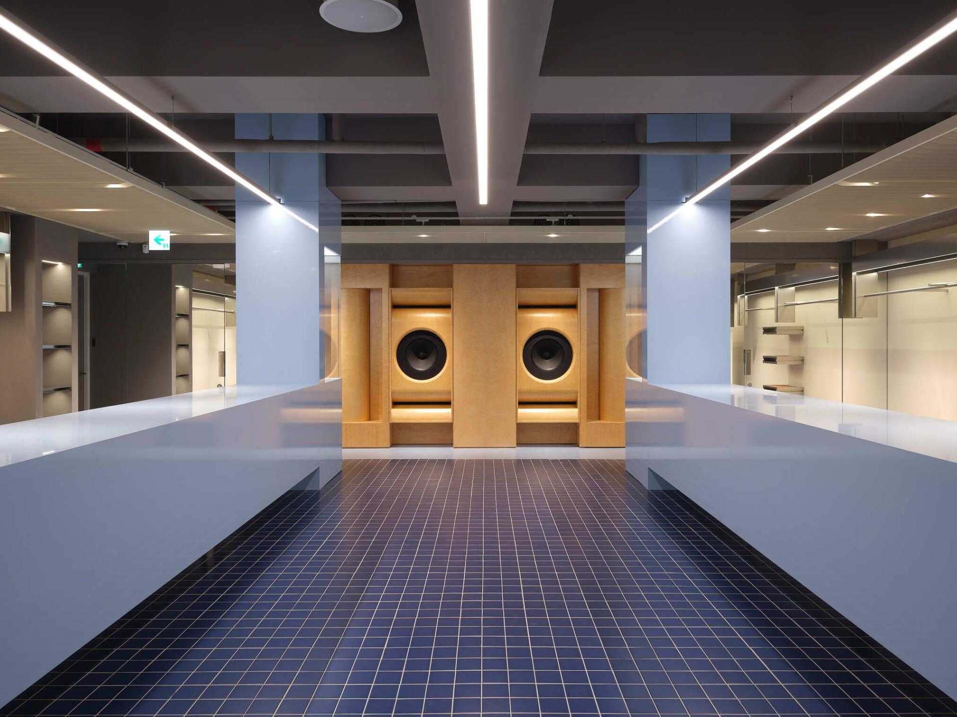 London Design Awards Winner - J.Lindeberg Flagshipstore Seoul