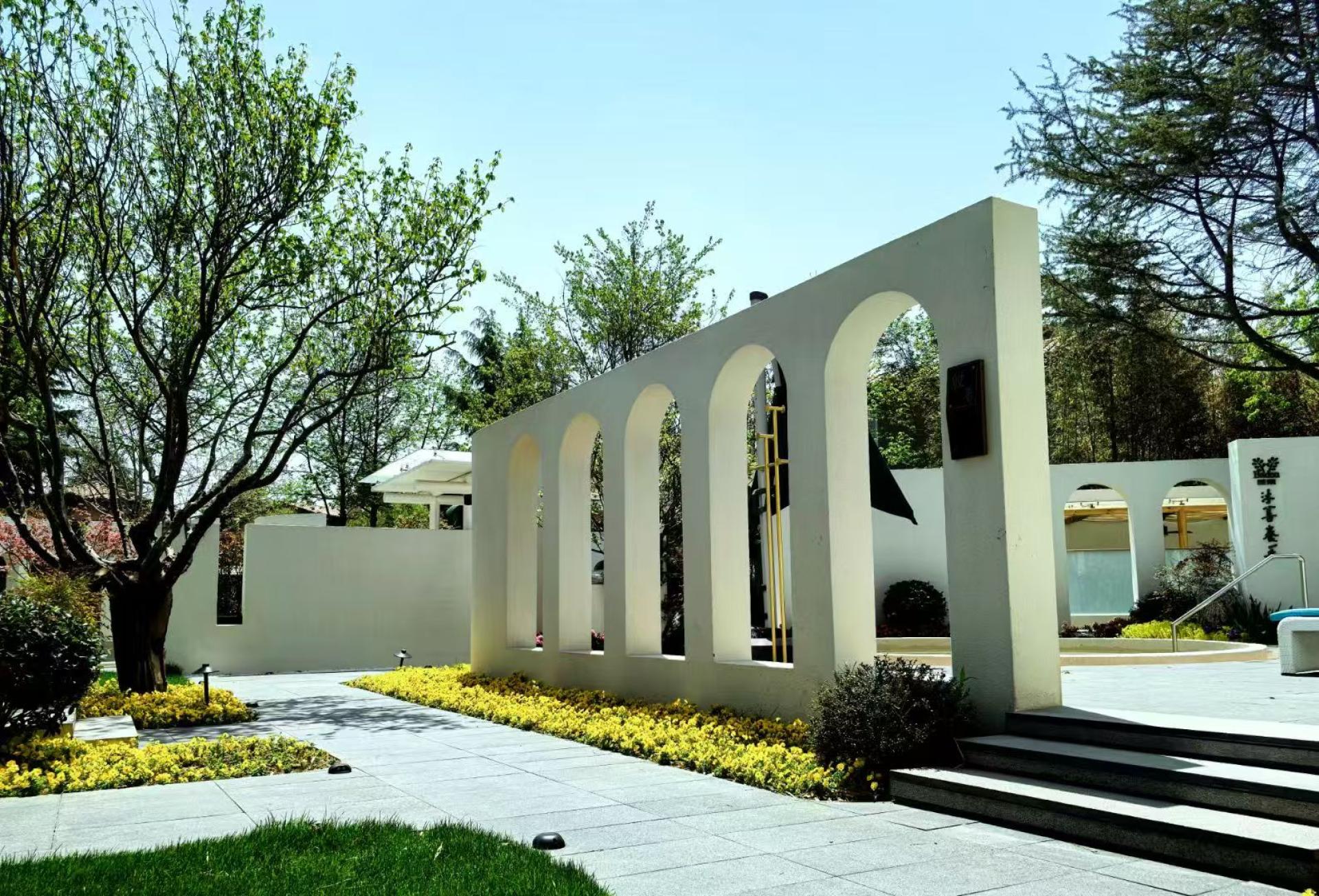 London Design Awards Winner - Qingdao - Badong Town Hot Springs