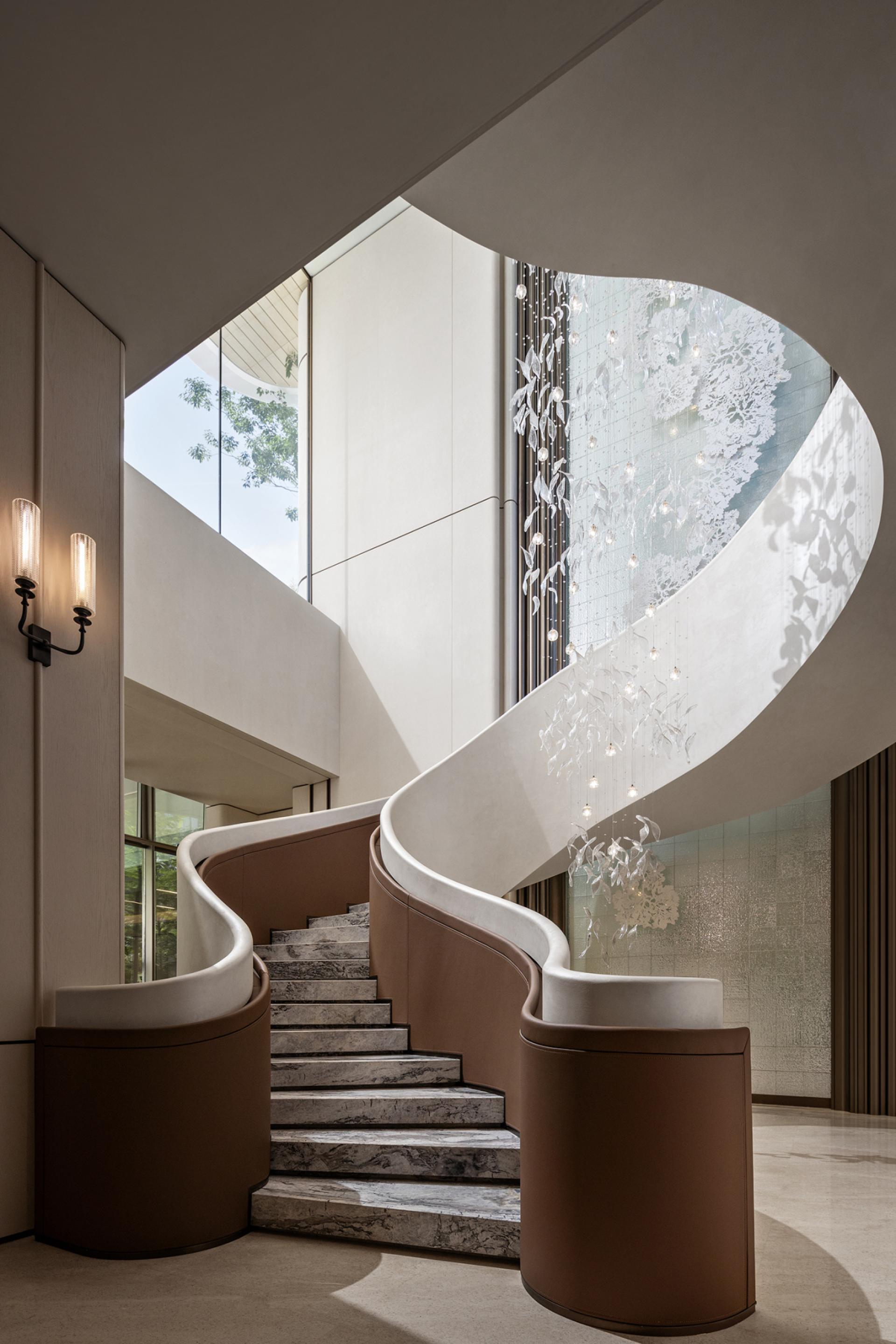 London Design Awards Winner - AUREUM