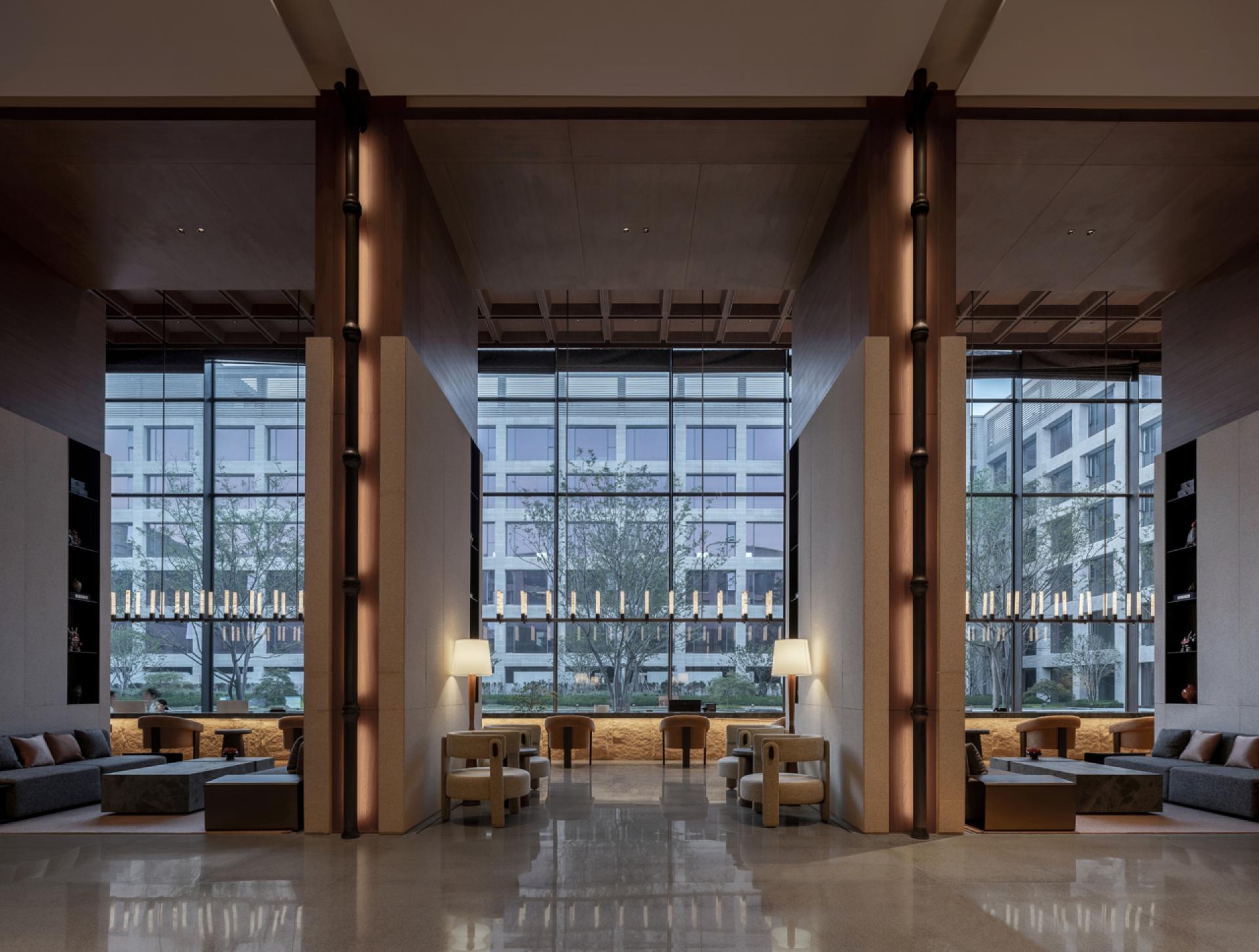 London Design Awards Winner - LONYATT