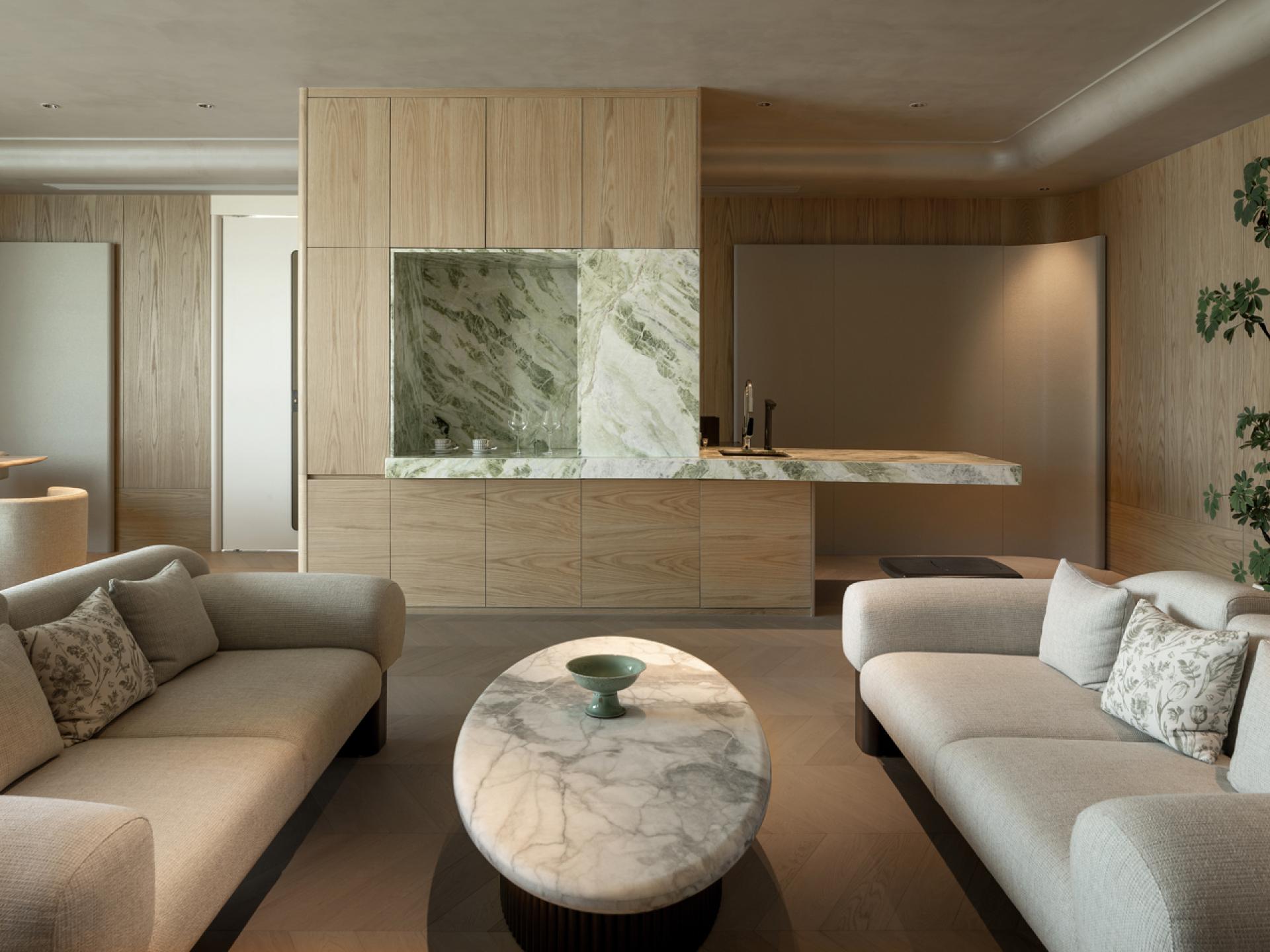 London Design Awards Winner - LONYATT