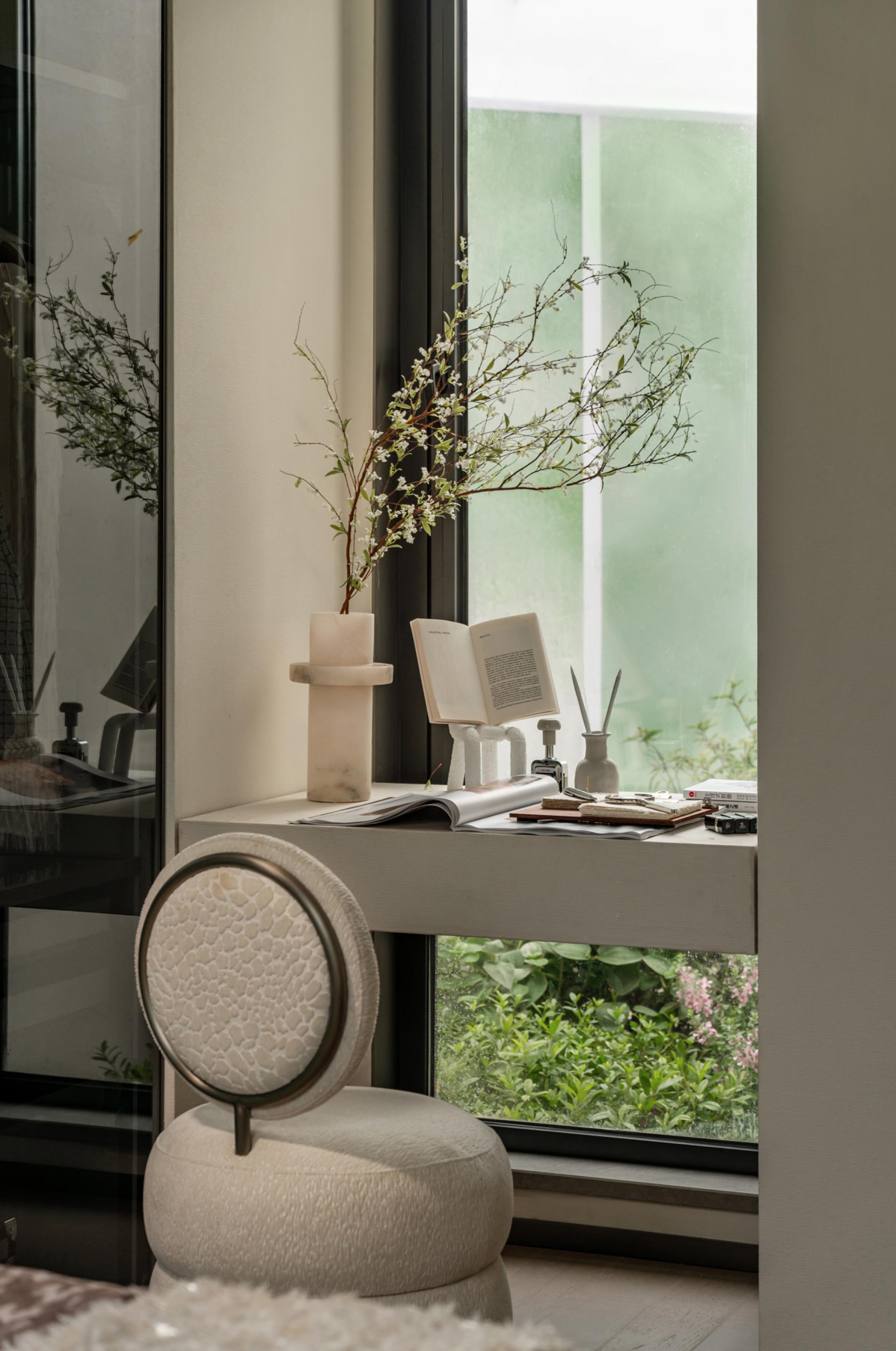 London Design Awards Winner - Lianfa · Island Ring New Vitality