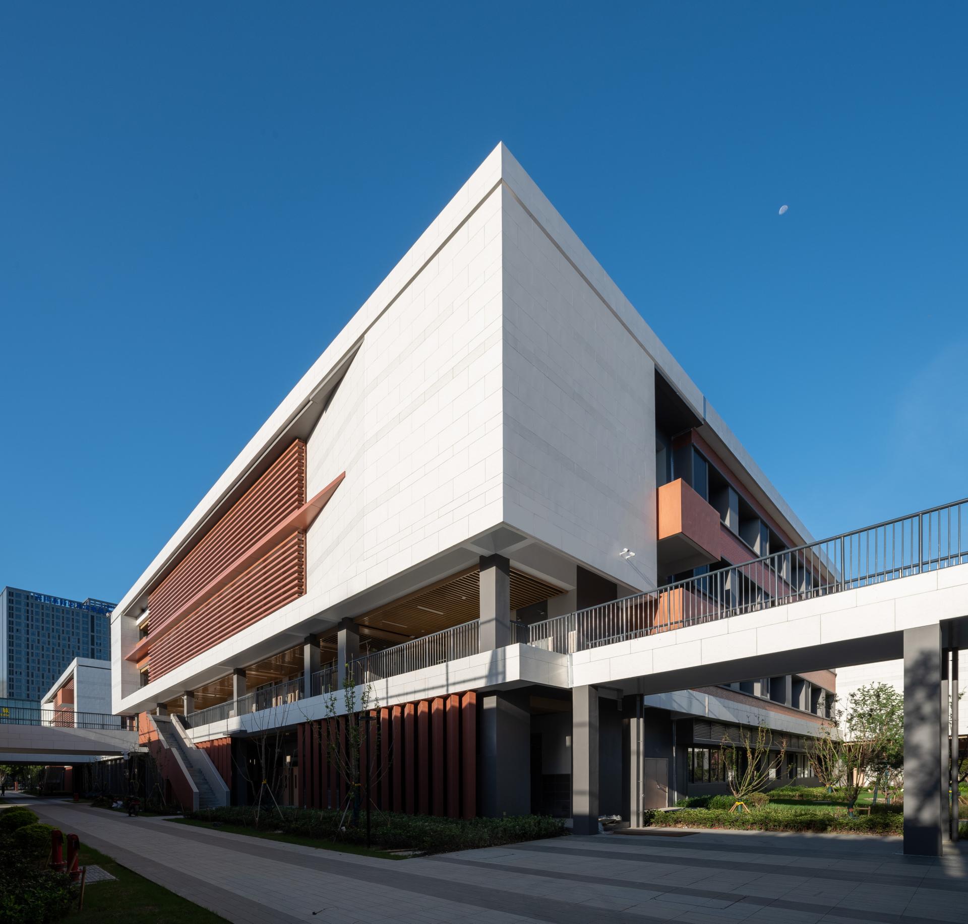 London Design Awards Winner - Xinwu Wenbo Experimental Middle School in Wuxi