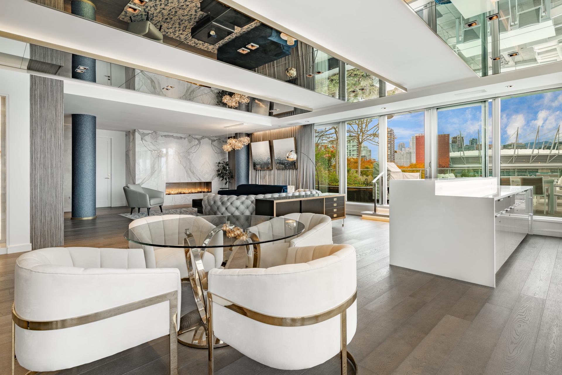 London Design Awards Winner - Aqua Vista Penthouse