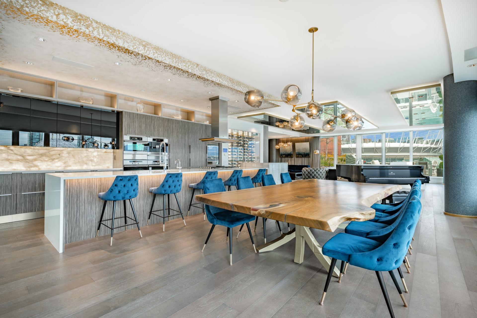London Design Awards Winner - Aqua Vista Penthouse