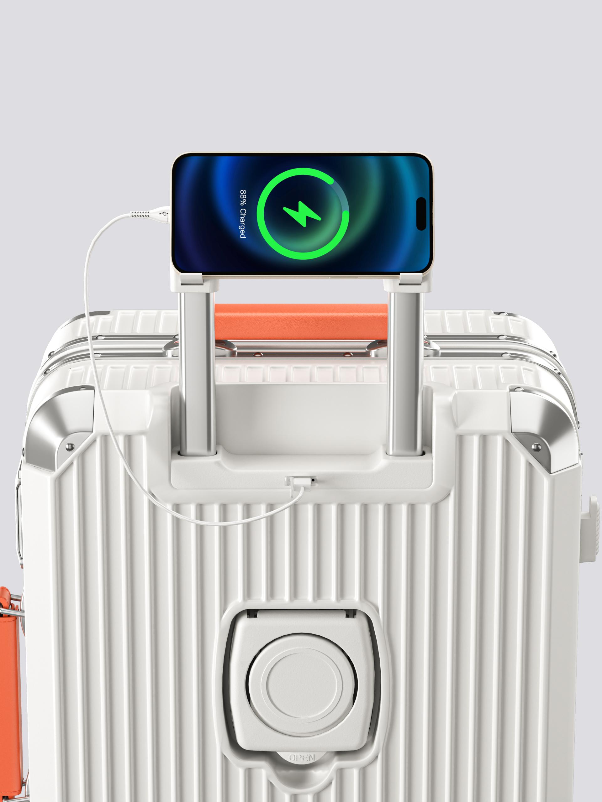 London Design Awards Winner - M8 Luggage