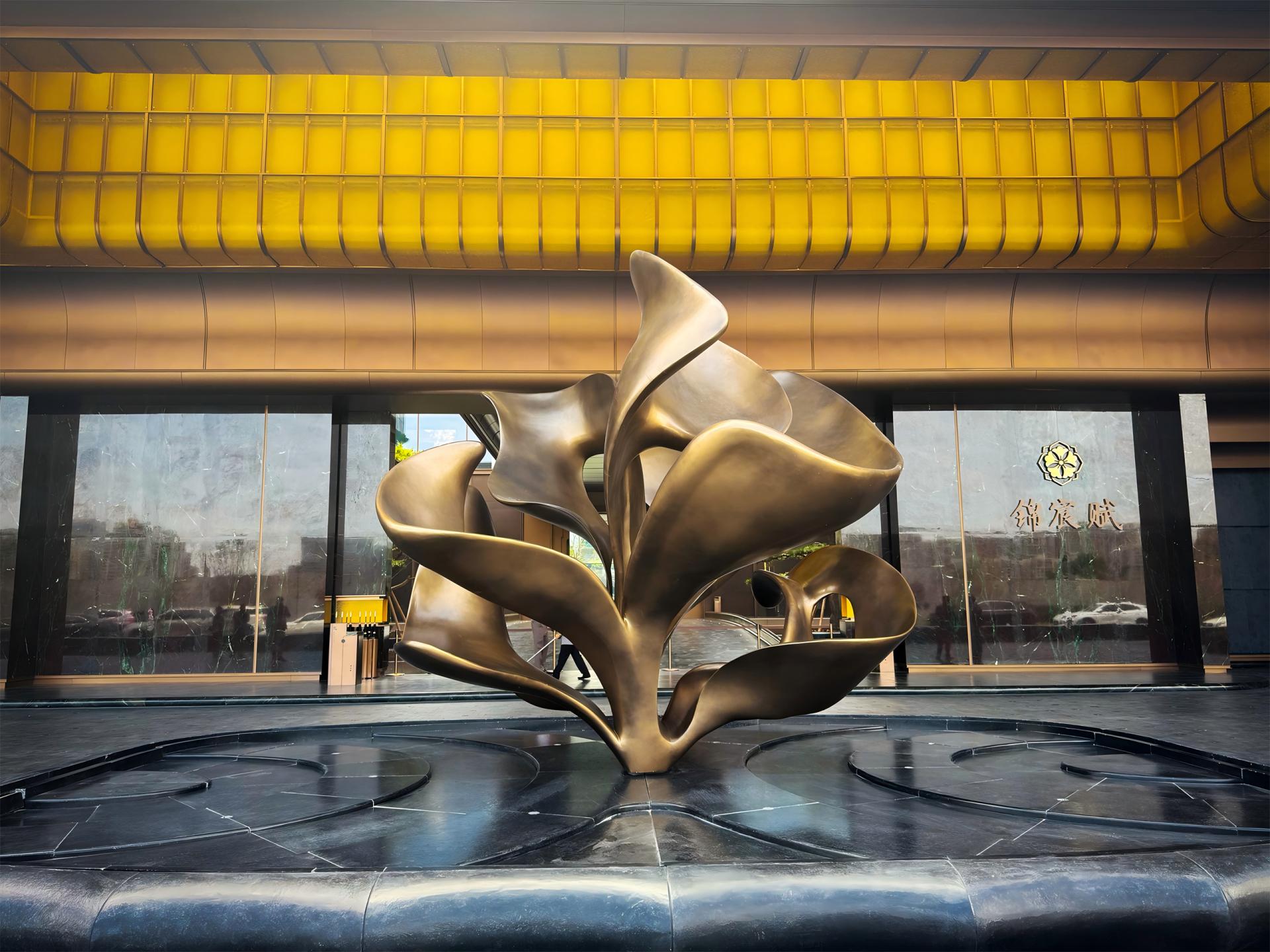 London Design Awards Winner - The Radiance of Golden Elegance