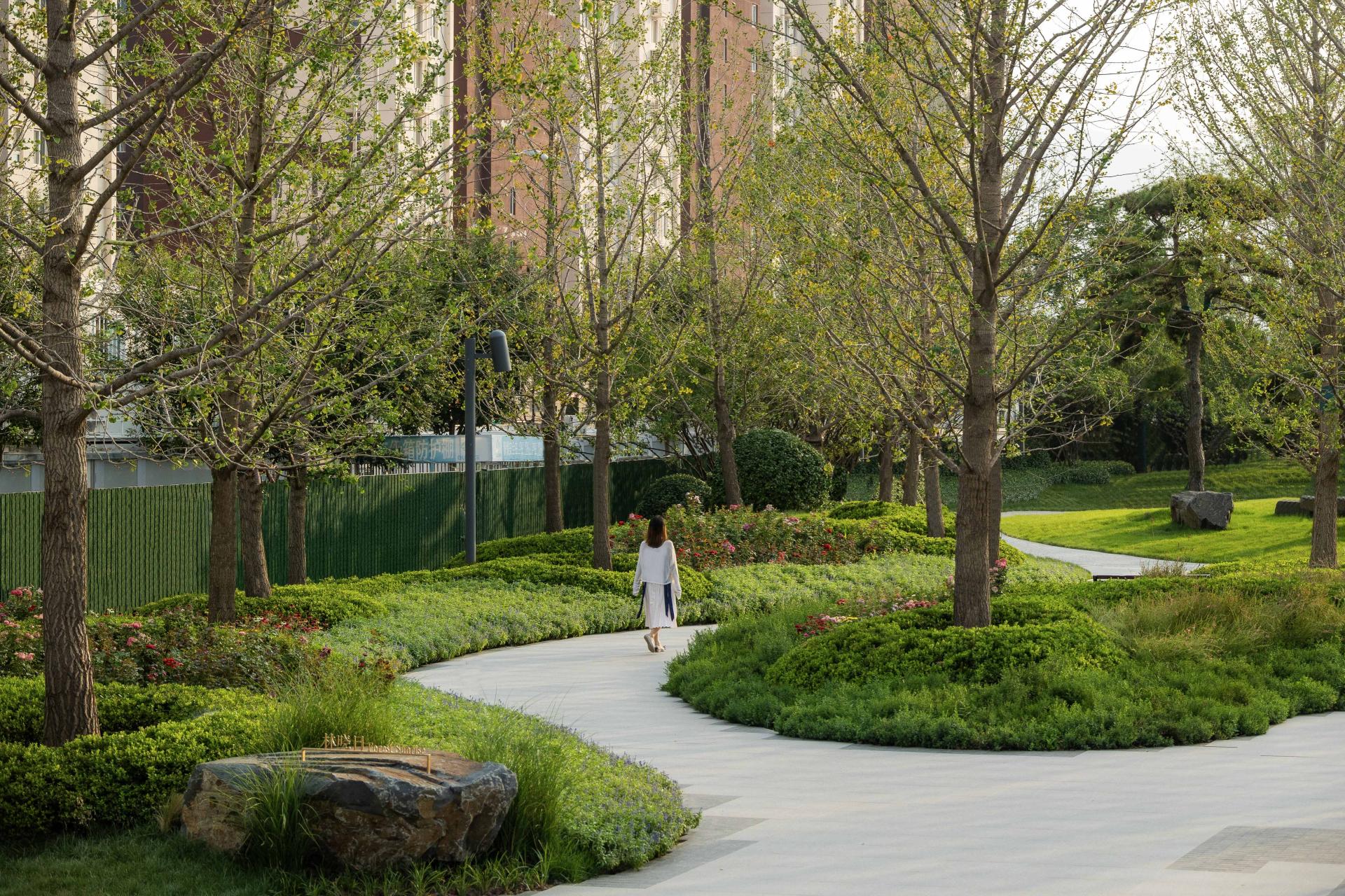 London Design Awards Winner - Zhonghai·Villa mount view, Beijing