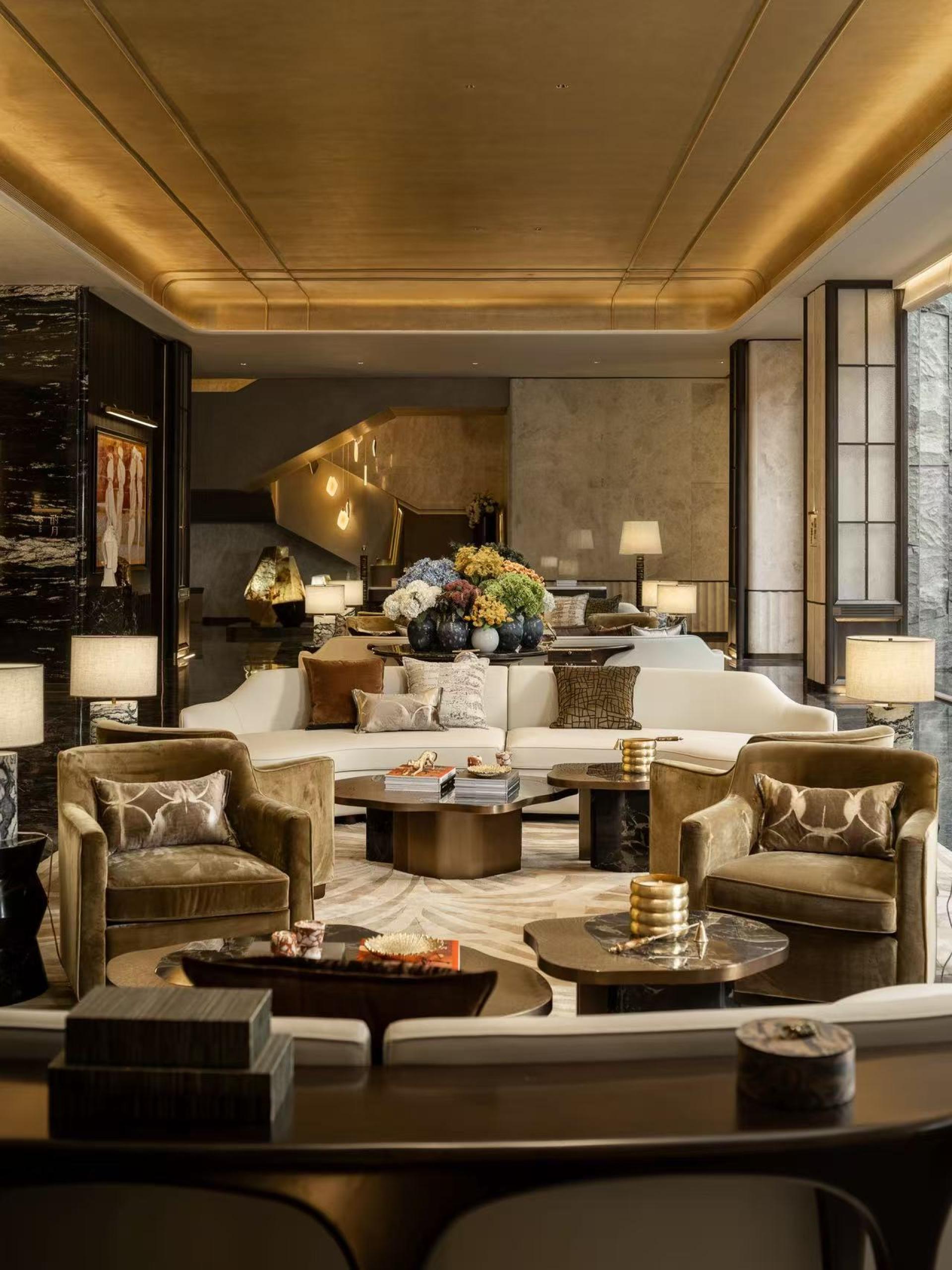 London Design Awards Winner - Phoenix Mansion