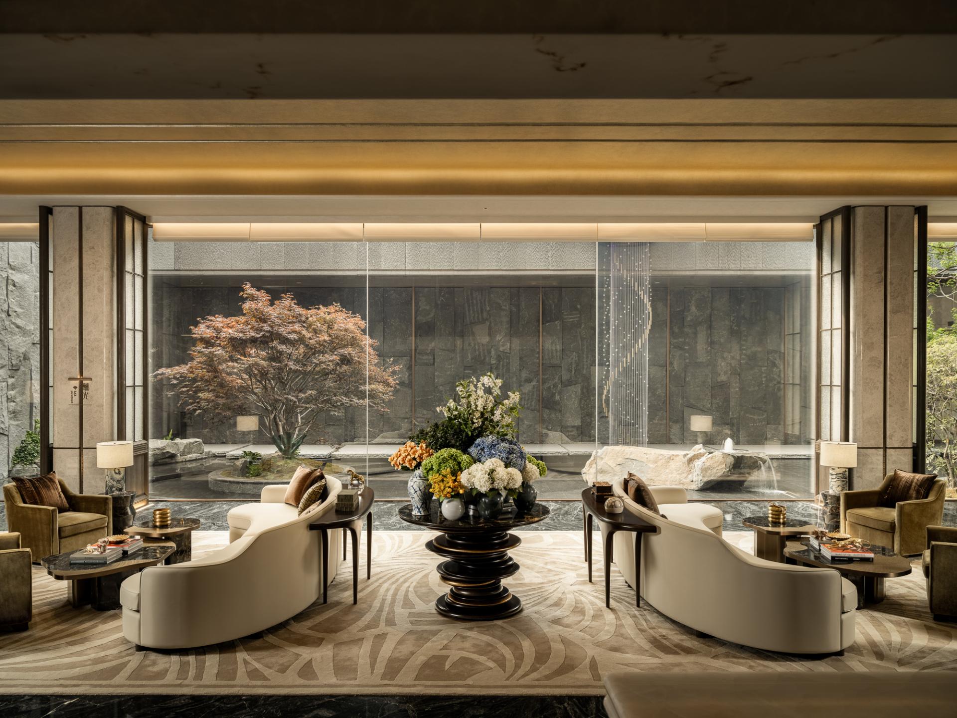 London Design Awards Winner - Phoenix Mansion