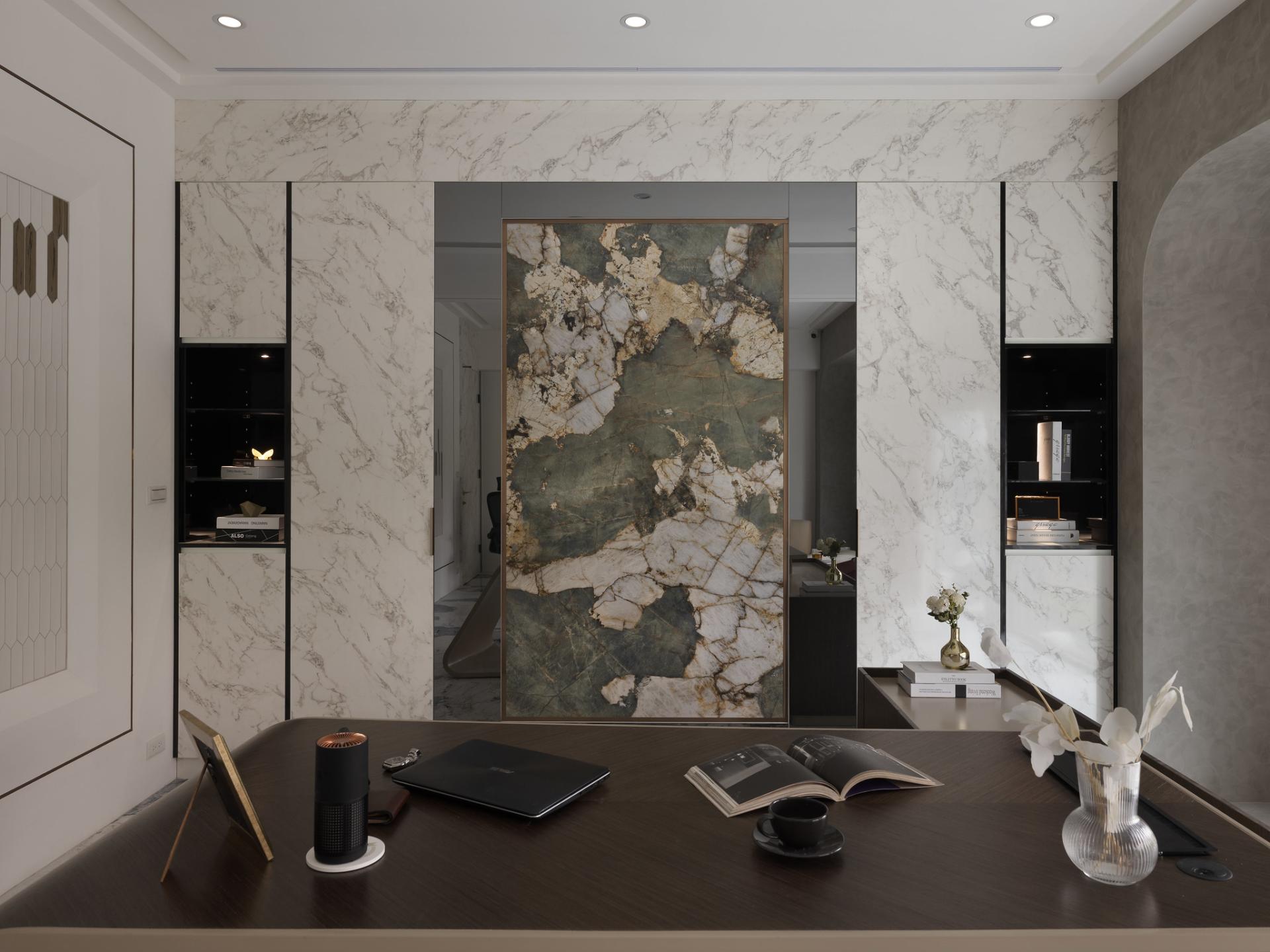 London Design Awards Winner - Glorious time with sleek white
