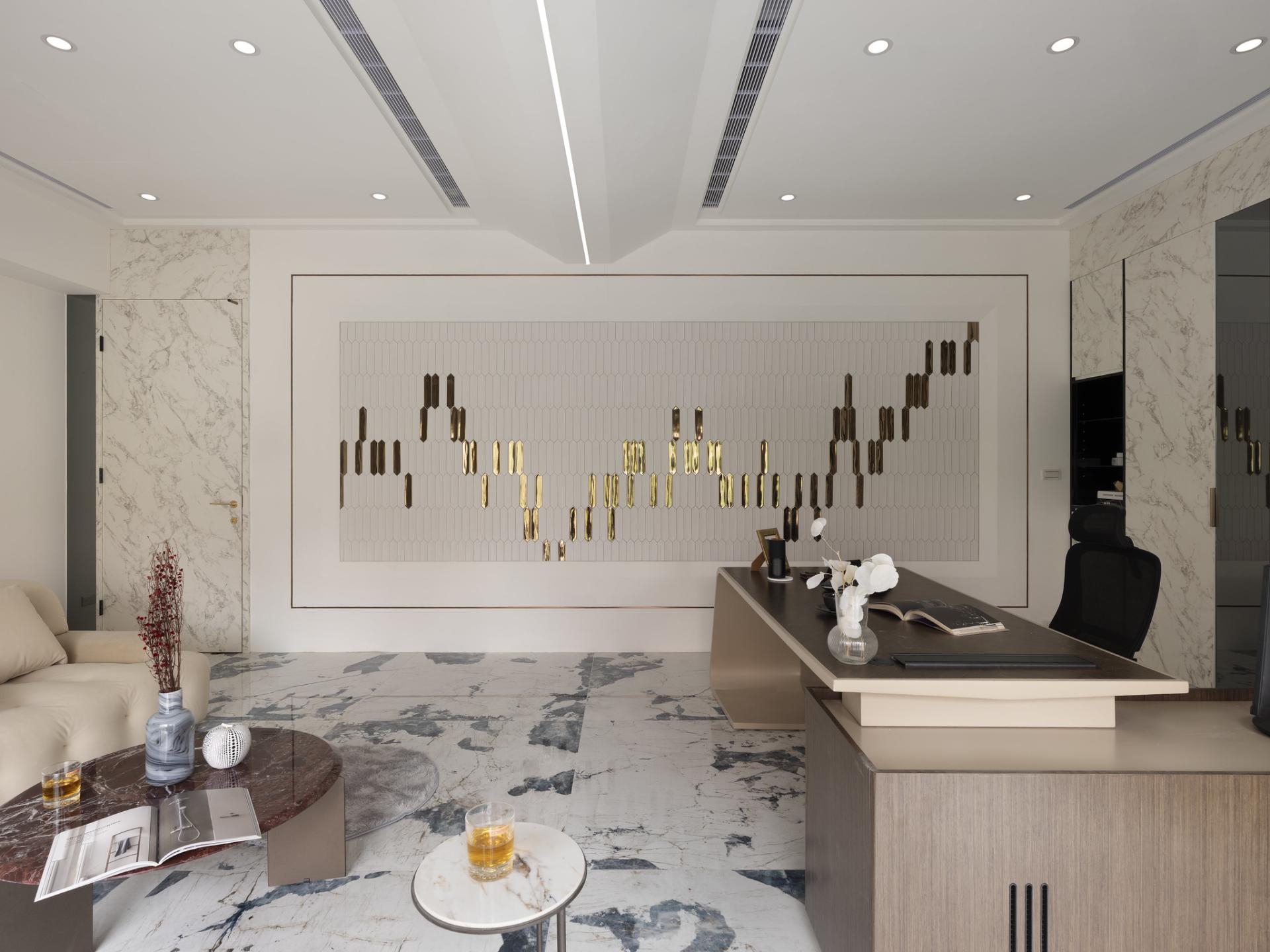 London Design Awards Winner - Glorious time with sleek white