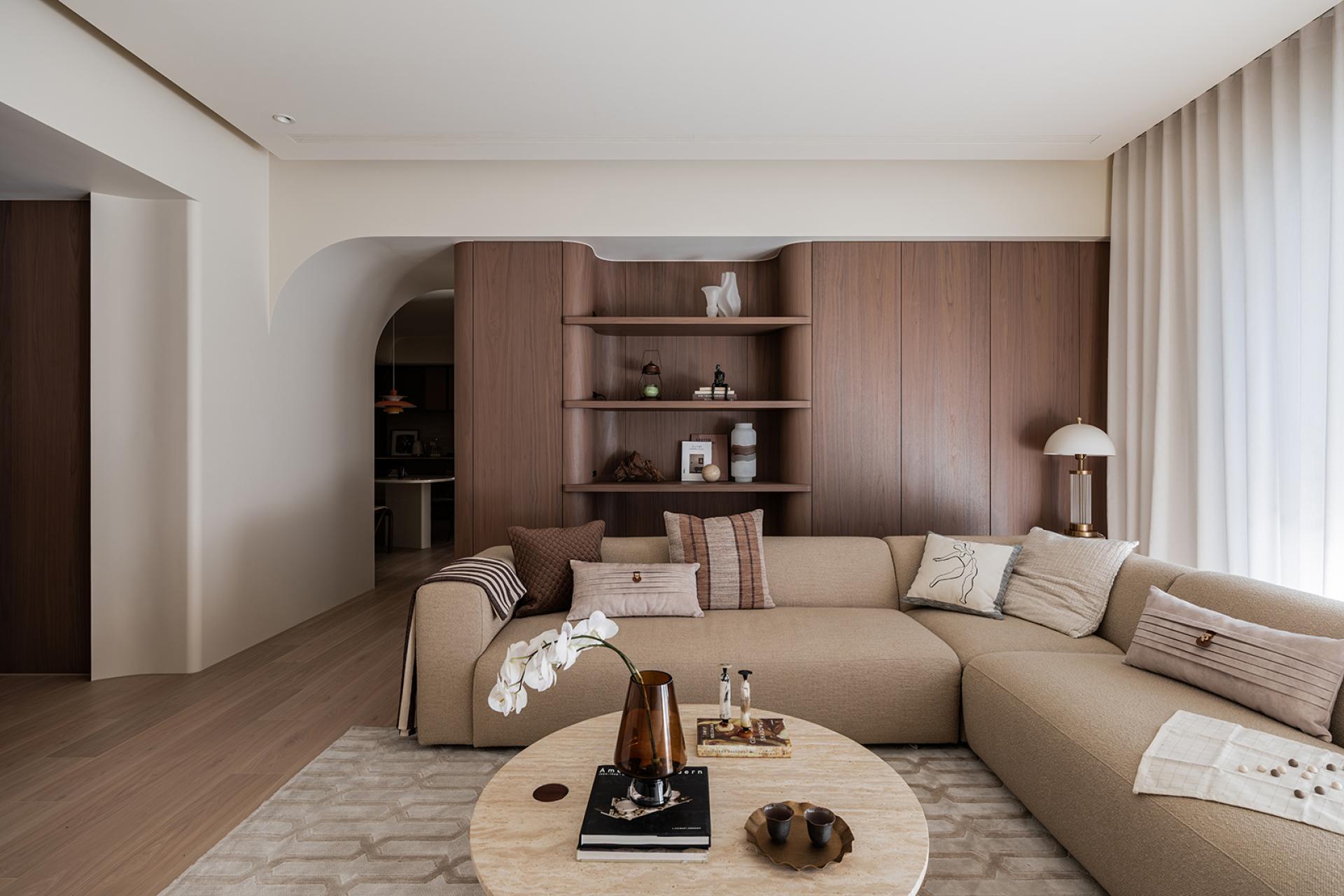 London Design Awards Winner - First Bloom