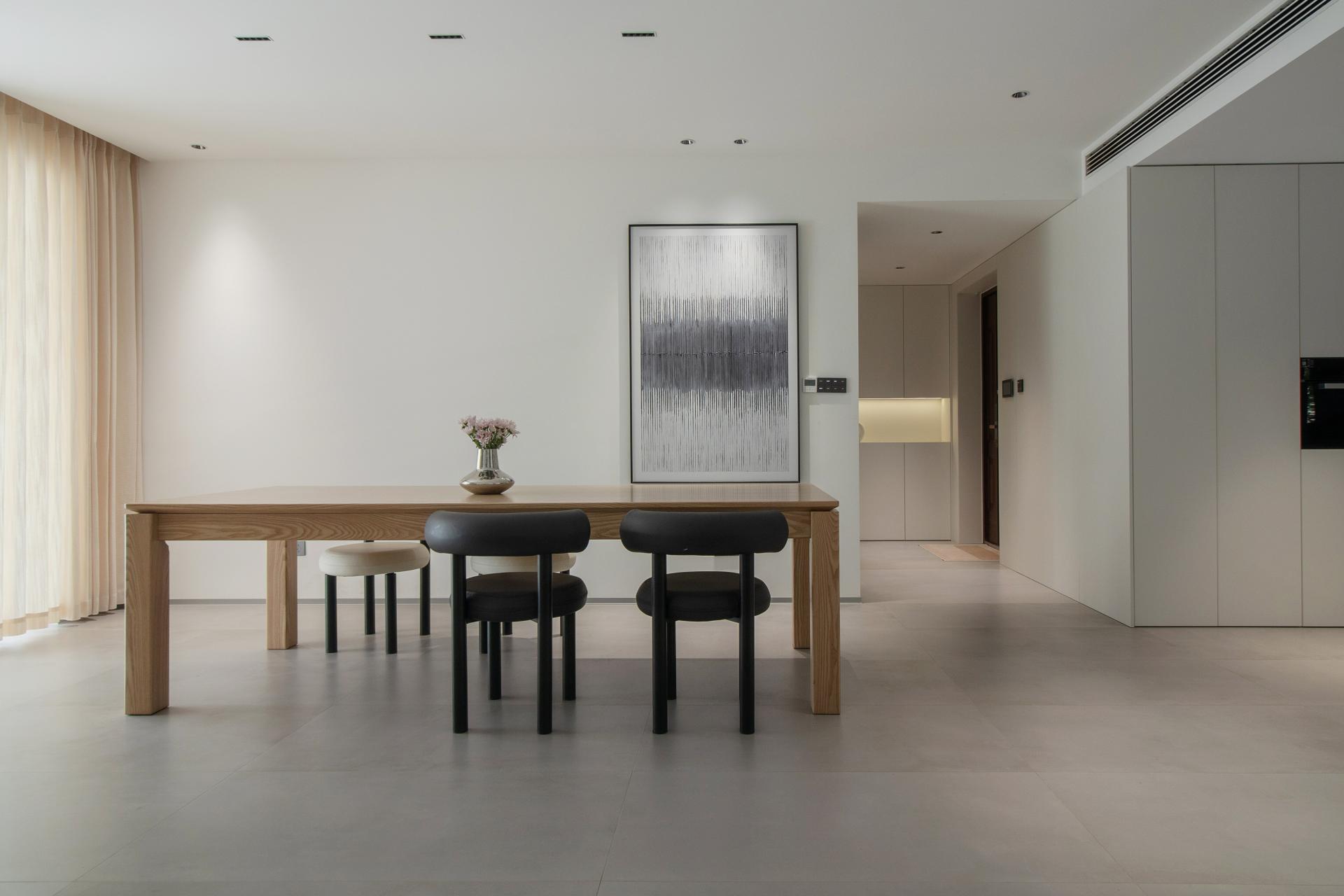 London Design Awards Winner - Chrono-Traverse Chamber