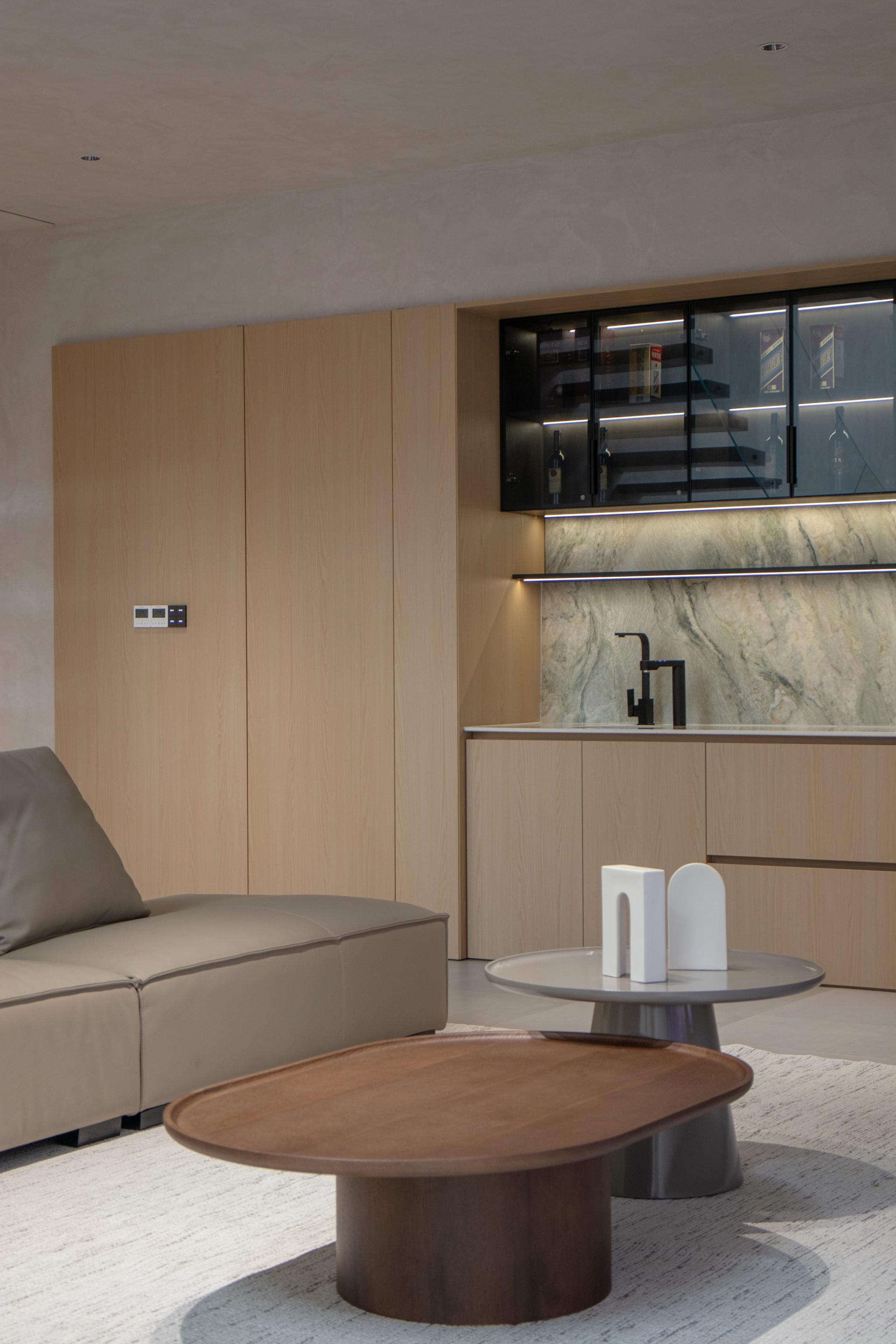 London Design Awards Winner - Chrono-Traverse Chamber