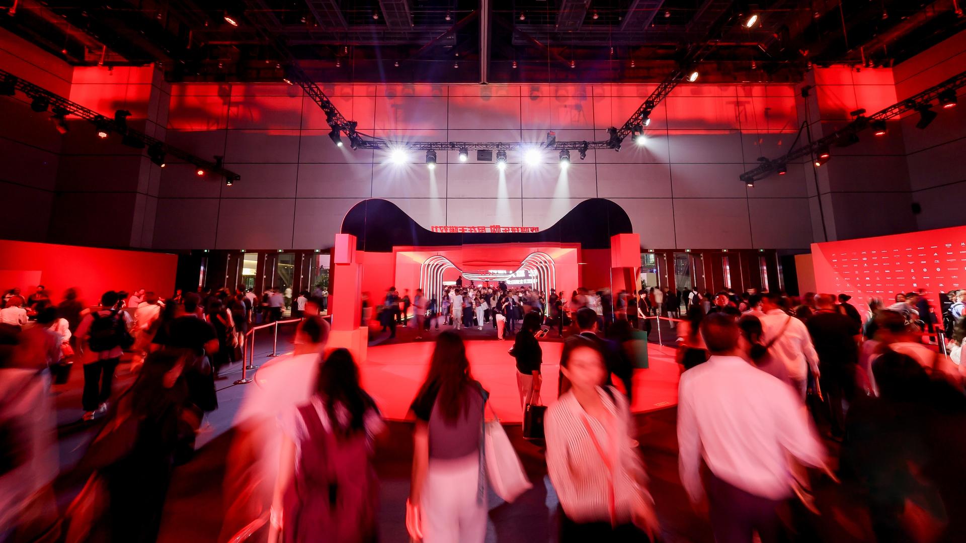 London Design Awards Winner - Tmall 2025 11.11 Global Shopping Festival: Full-Case Design