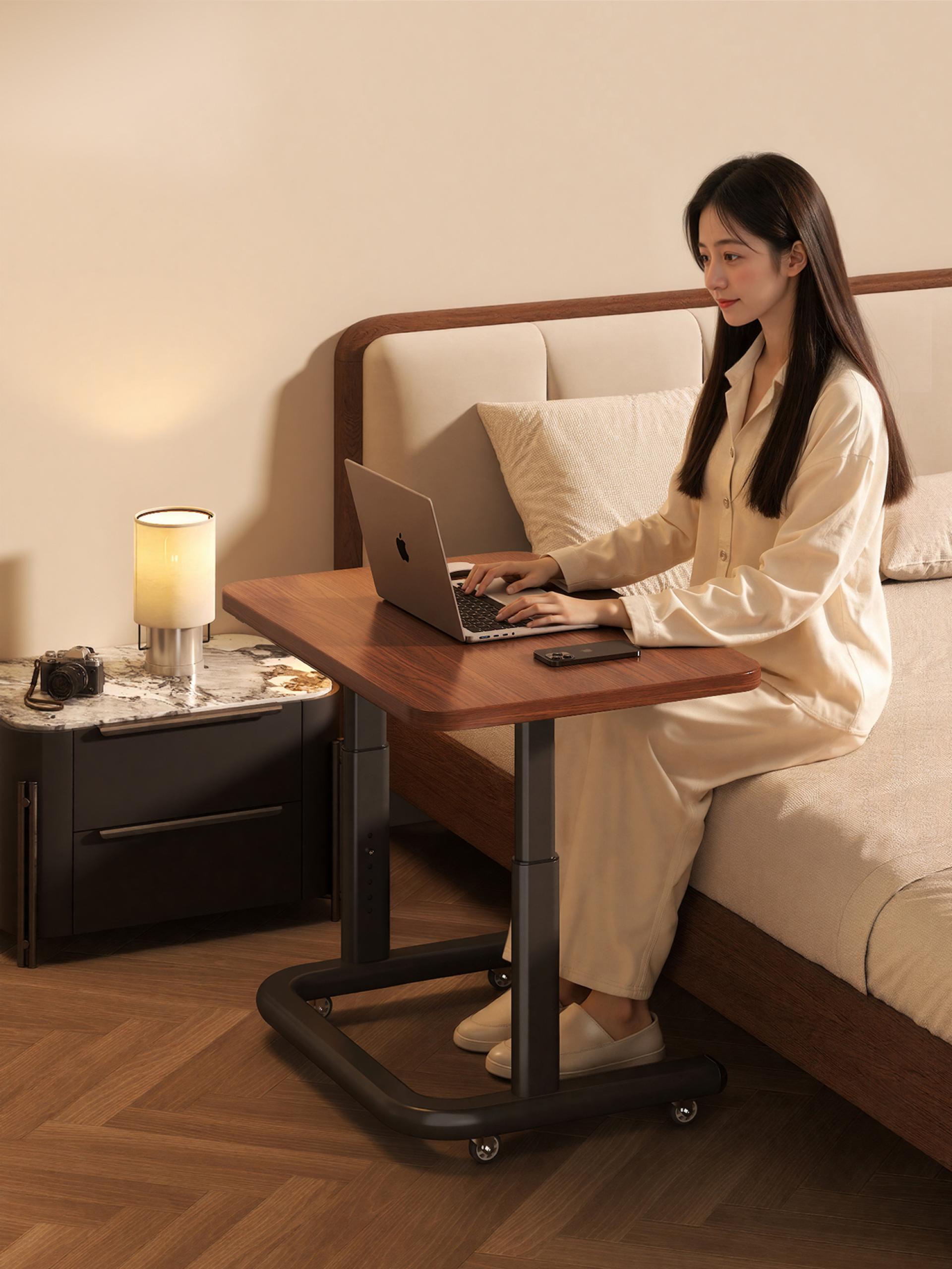 London Design Awards Winner - Height-Adjustable Mobile Desk