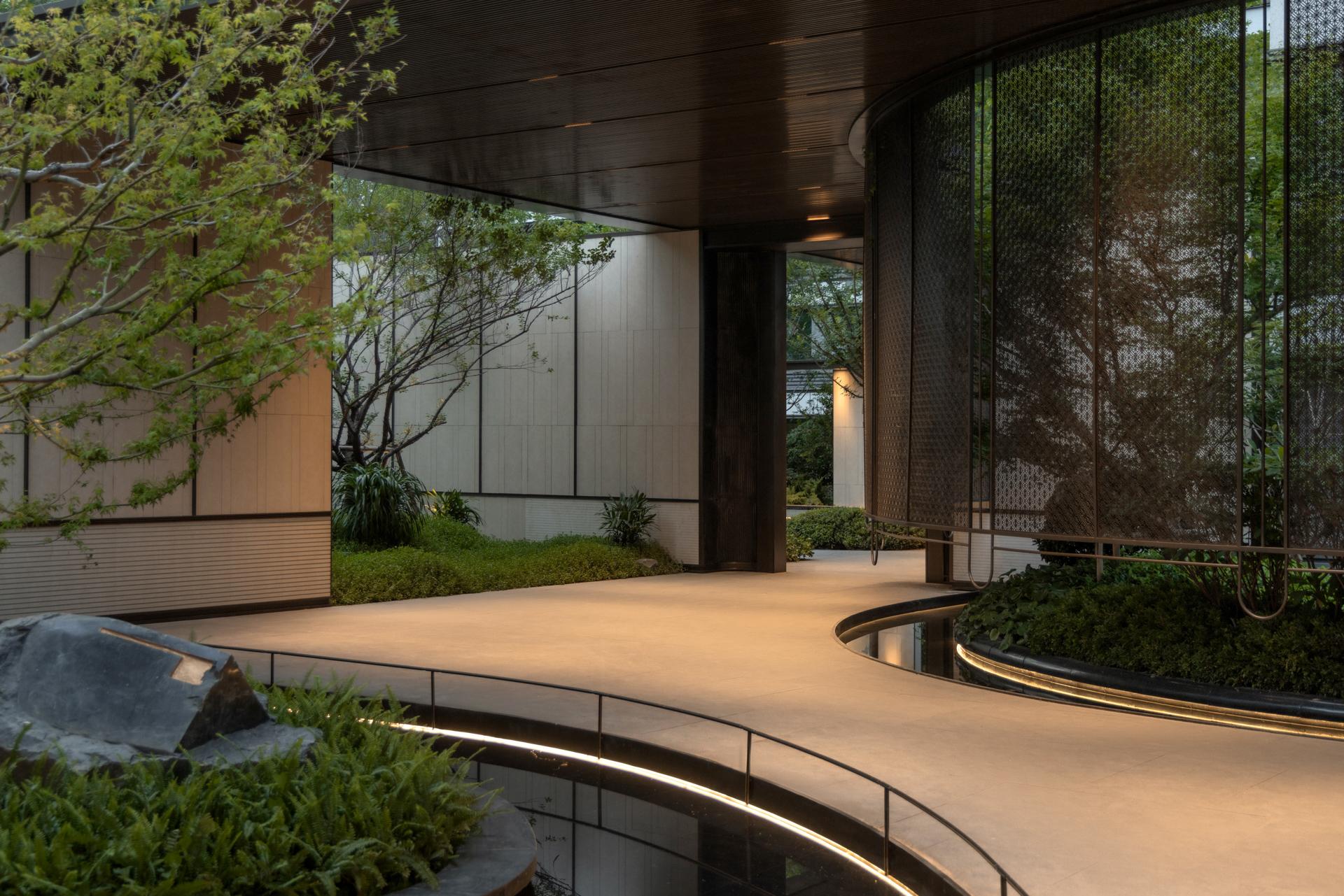 London Design Awards Winner - GLORY OF GALAXY SUZHOU