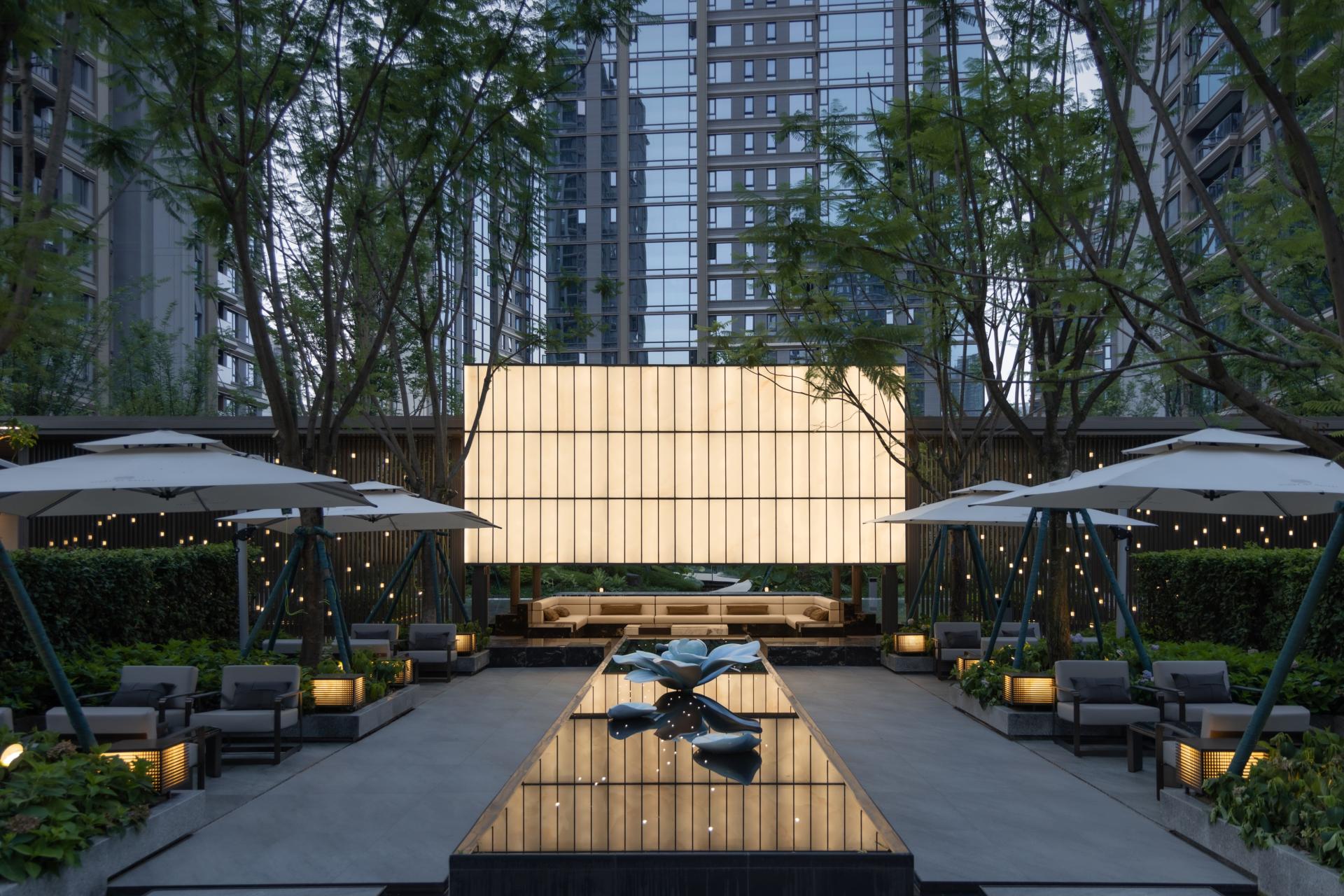 London Design Awards Winner - GLORY OF GALAXY CHENGDU