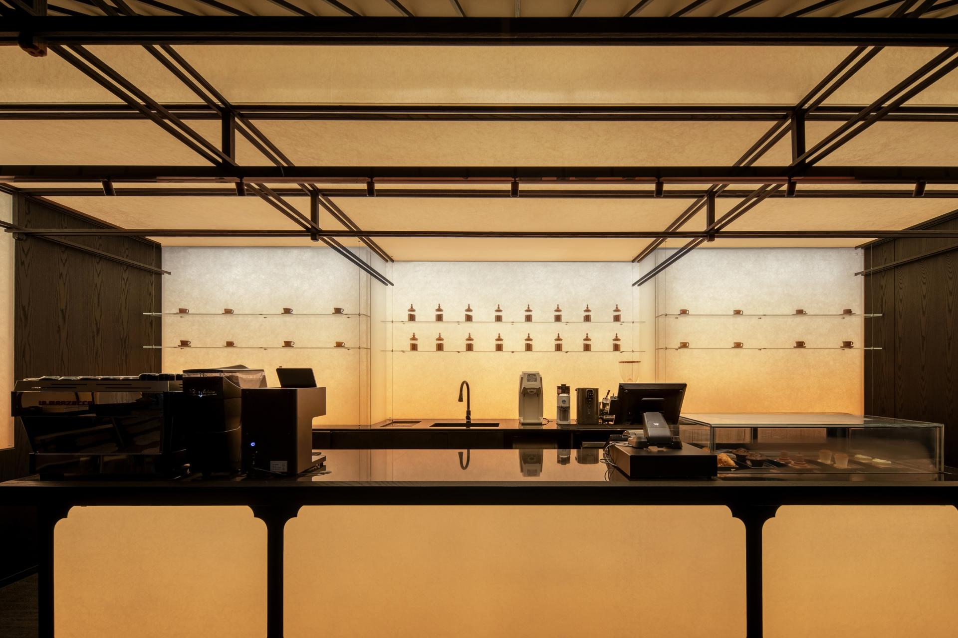 London Design Awards Winner - REFLECTION CAFE