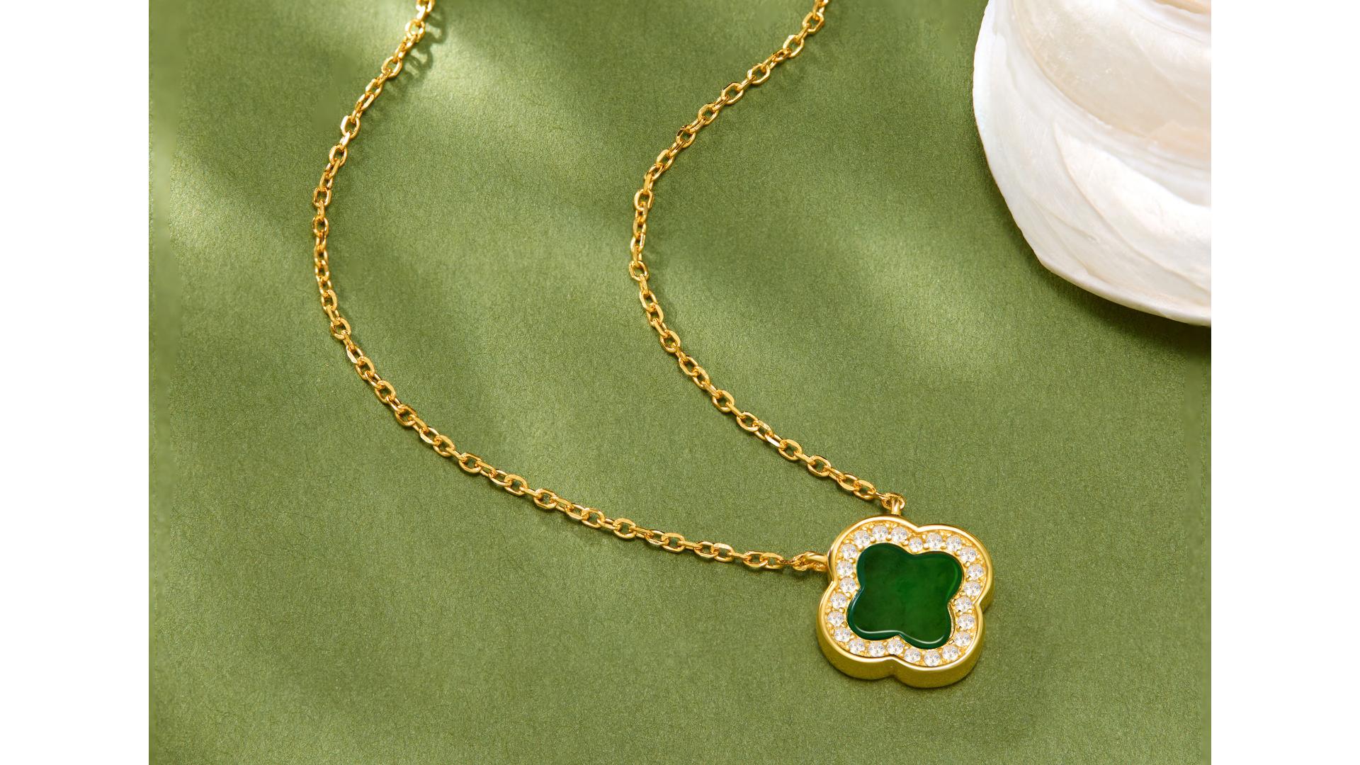 London Design Awards Winner - Lucky Clover