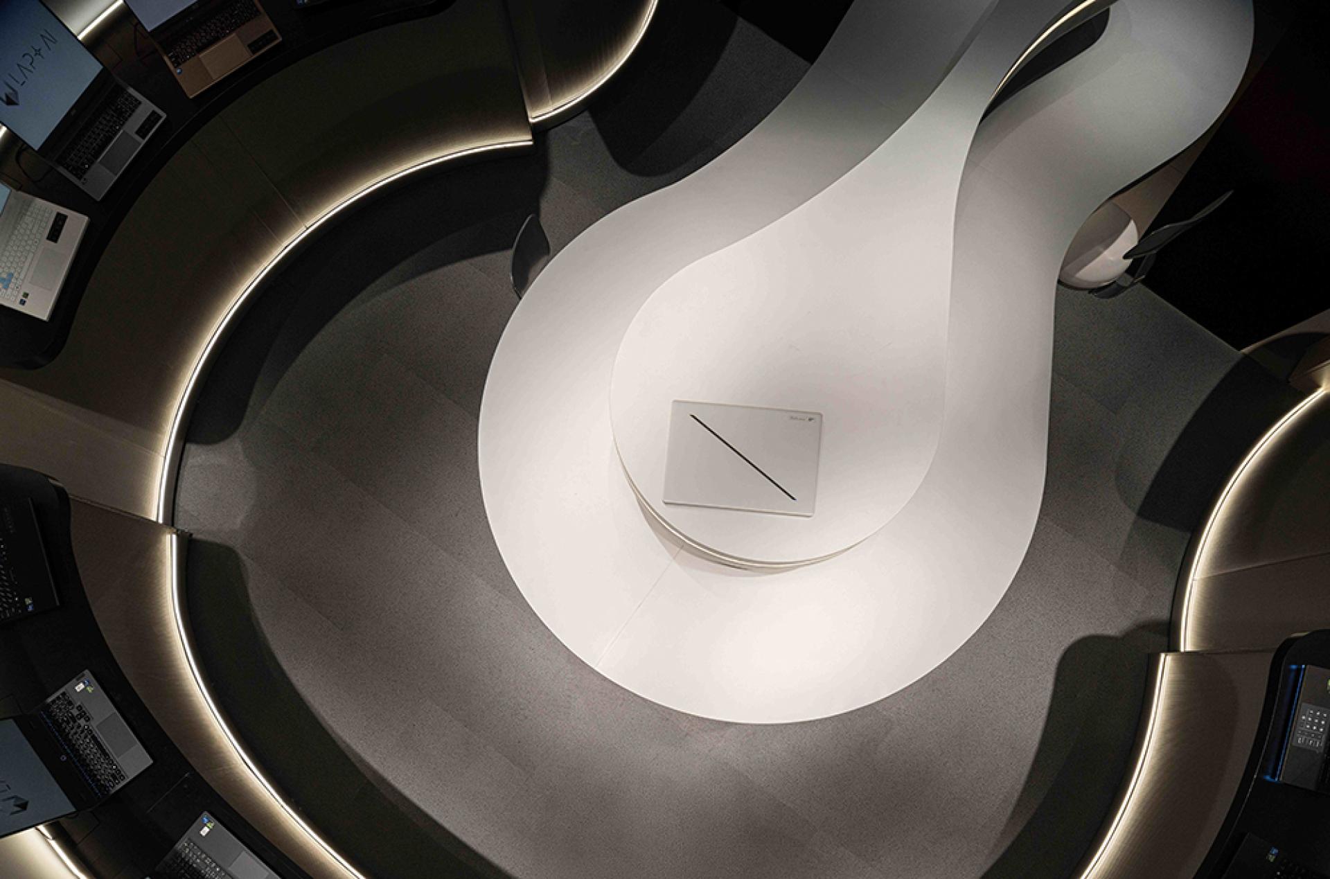 London Design Awards Winner - LAP AI Flagship Store