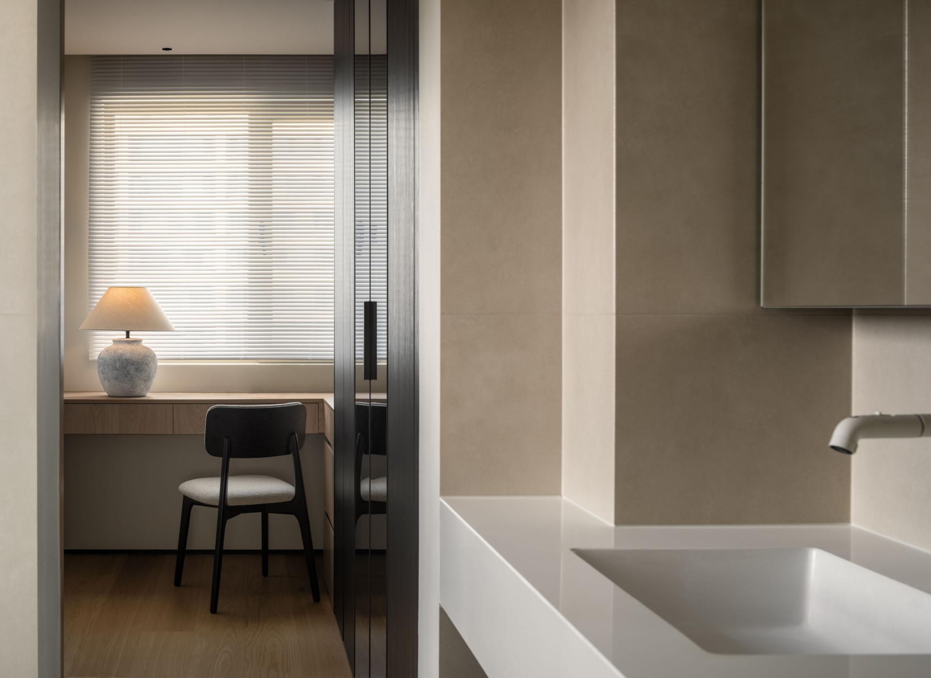 London Design Awards Winner - Serenity’s Gaze