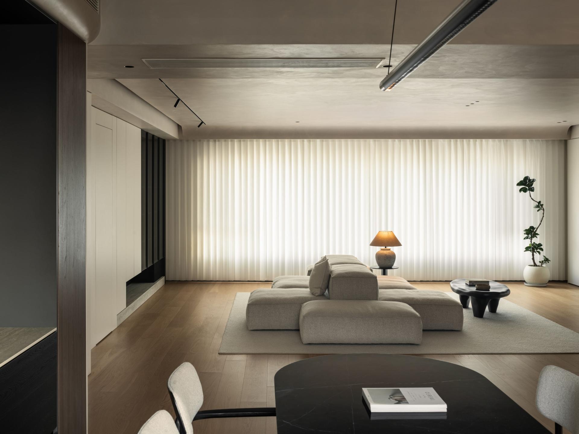 London Design Awards Winner - Serenity’s Gaze