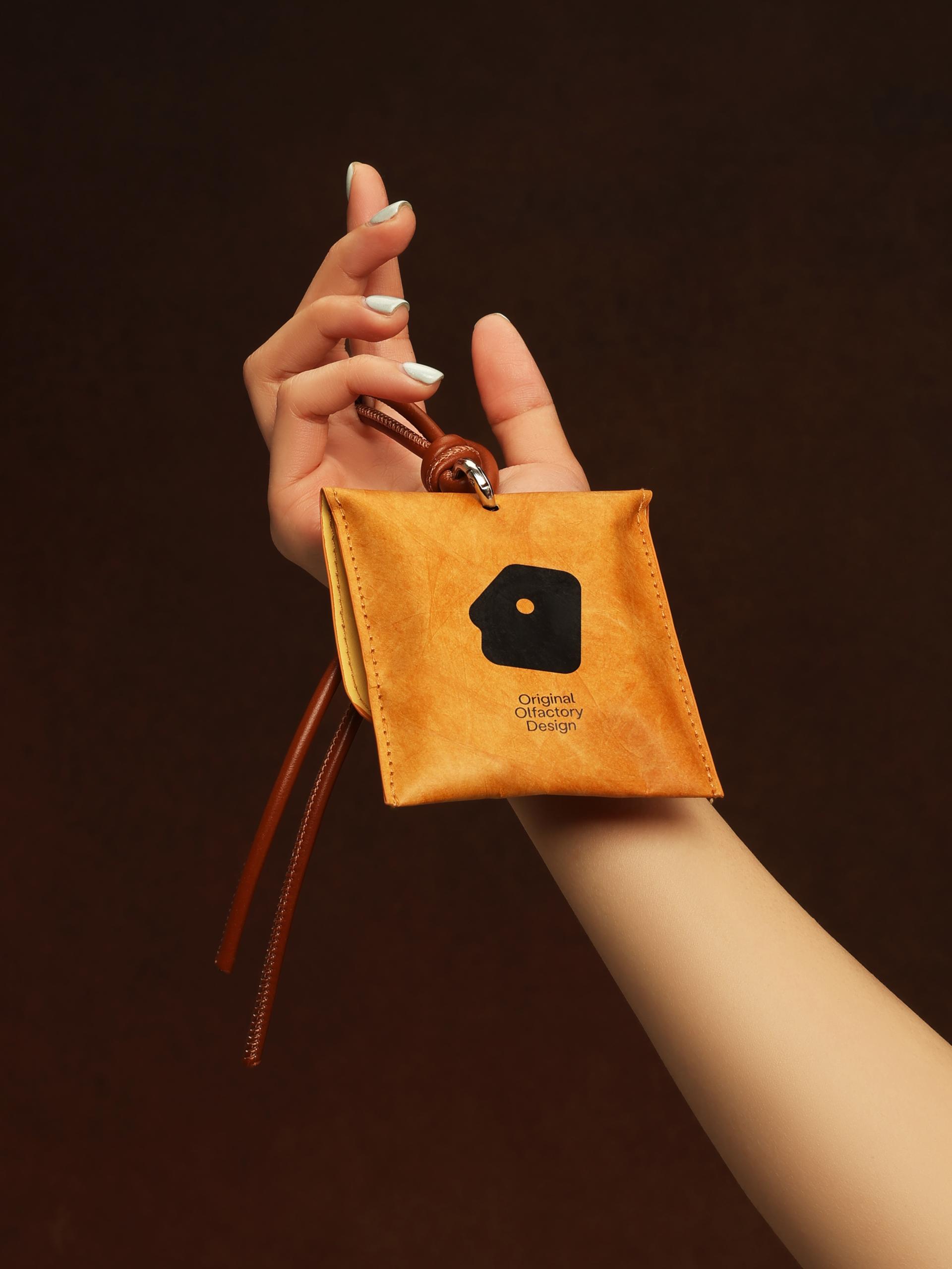 London Design Awards Winner - WooSmell Cork Fragrance Collection