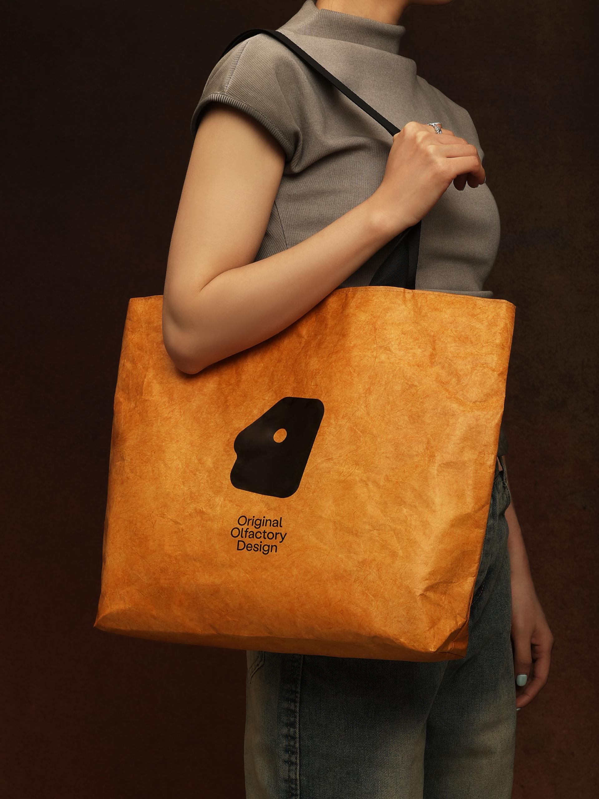 London Design Awards Winner - WooSmell Cork Fragrance Collection