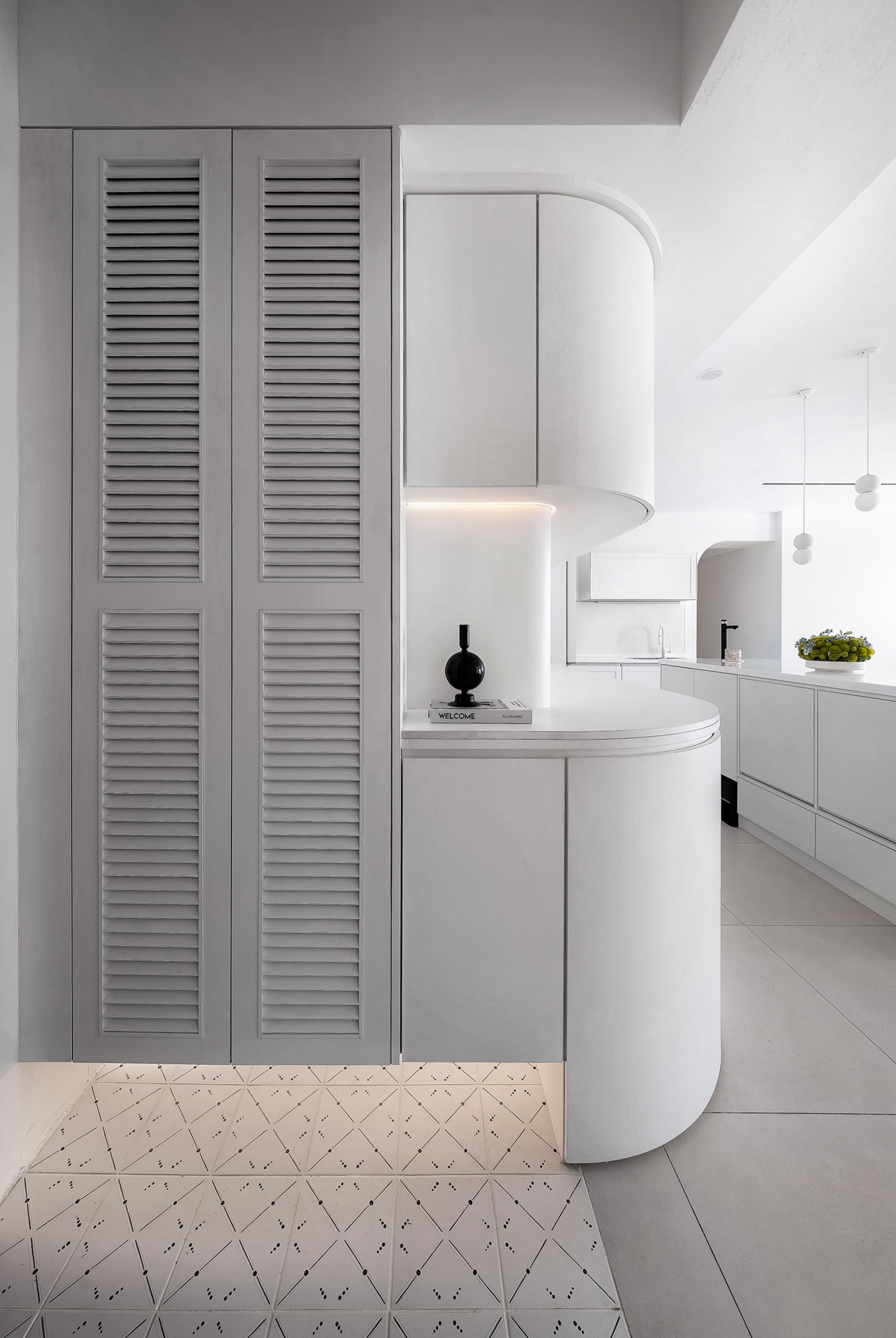 London Design Awards Winner - Luminous Curves