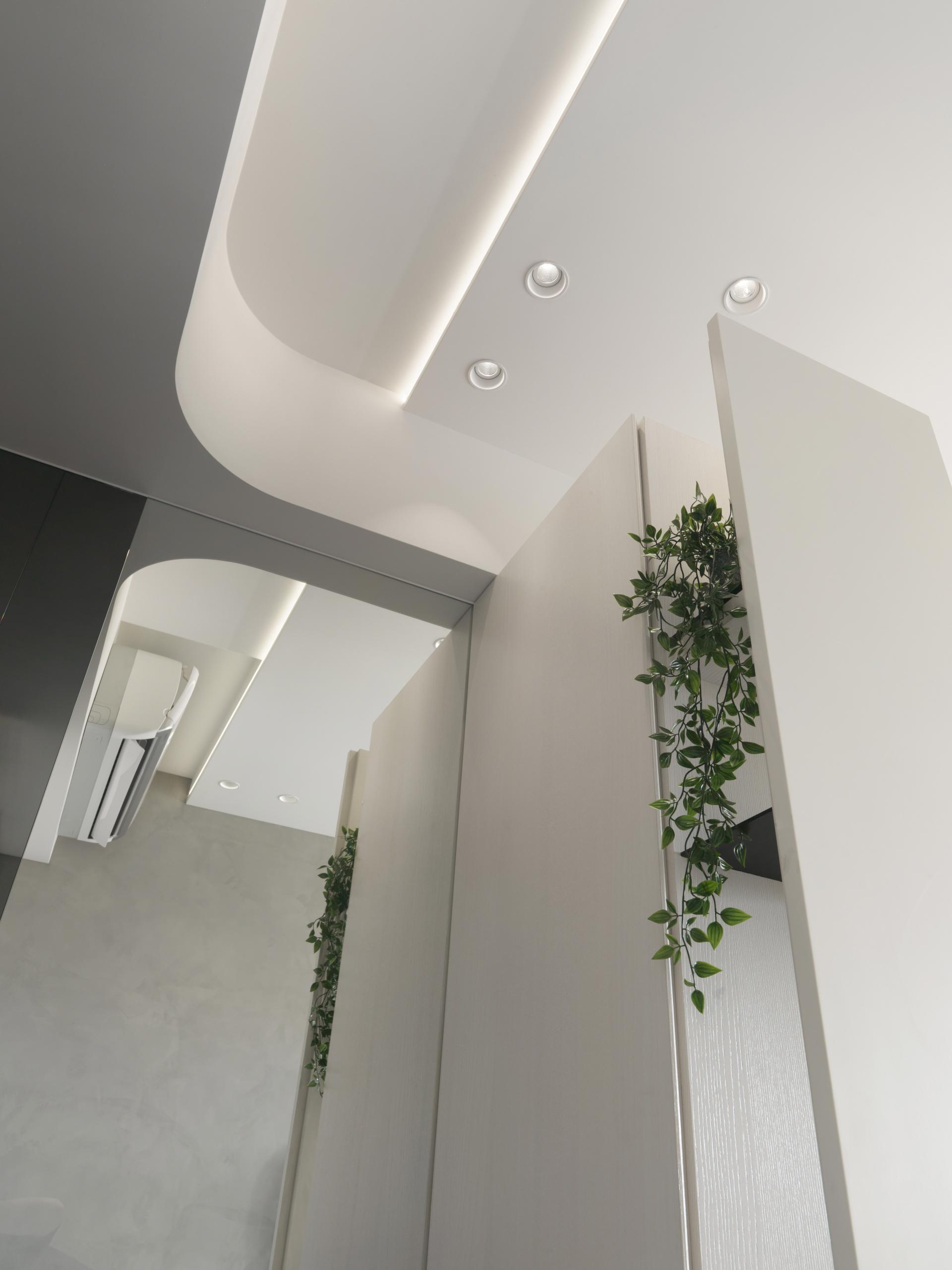 London Design Awards Winner - Slowly, Time Unfolds