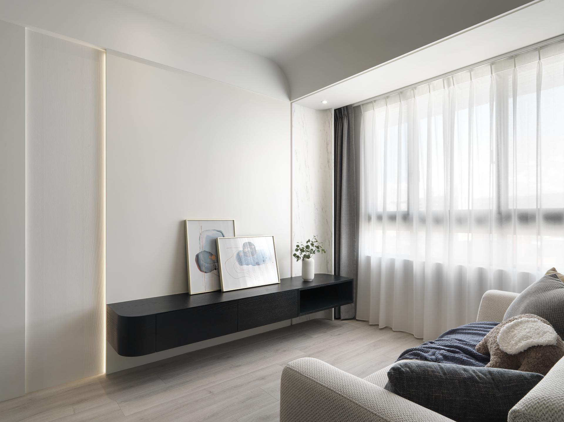 London Design Awards Winner - Slowly, Time Unfolds