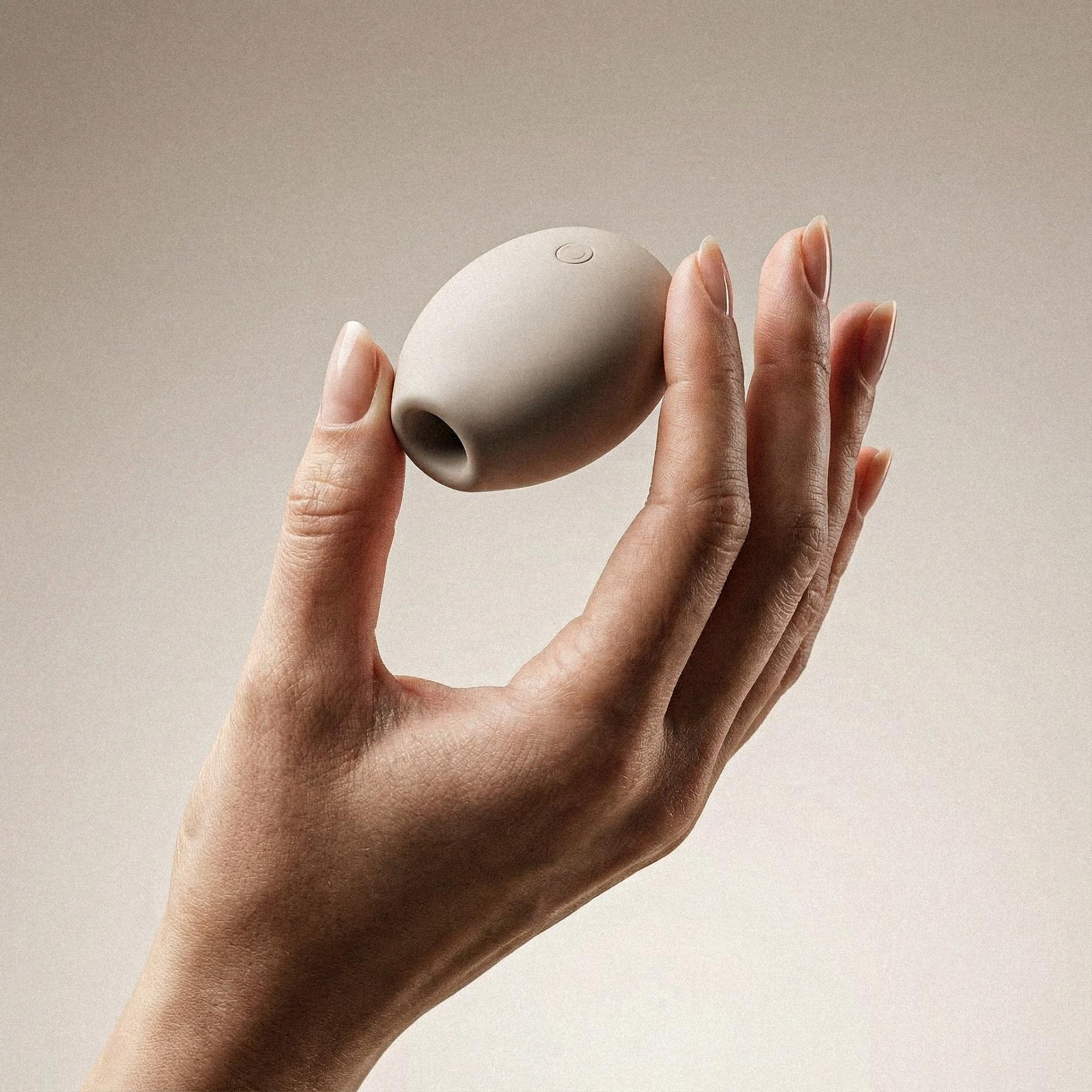 London Design Awards Winner - Peanut: A Biomimetic Female Sex Toy Design